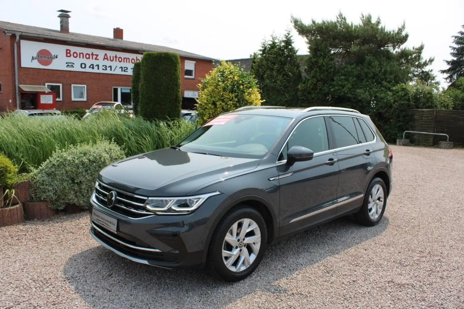 Volkswagen Tiguan 2.0 TDI DSG Elegance*Navi,Panorama,ACC,Matrix,SHZ* Gris - 1