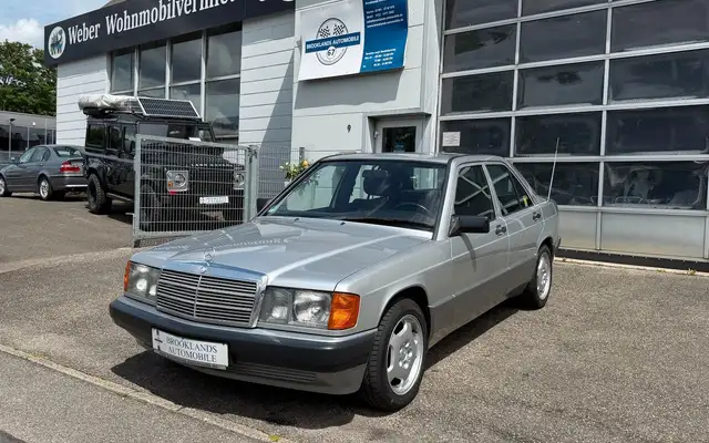 Mercedes-Benz 190 E 1.8, Topzustand, Automatik, SSD, H-Zul.