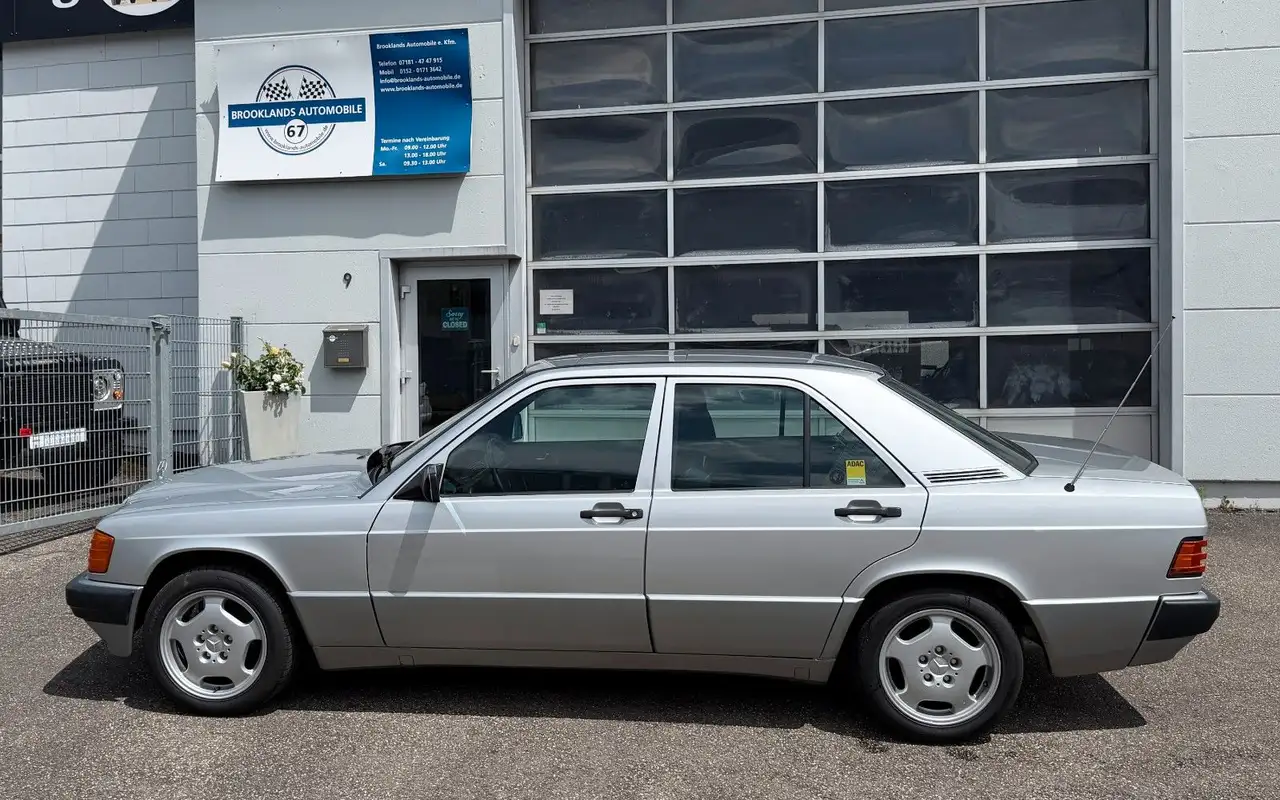Mercedes-Benz 190 E 1.8, Topzustand, Automatik, SSD, H-Zul., foto 10