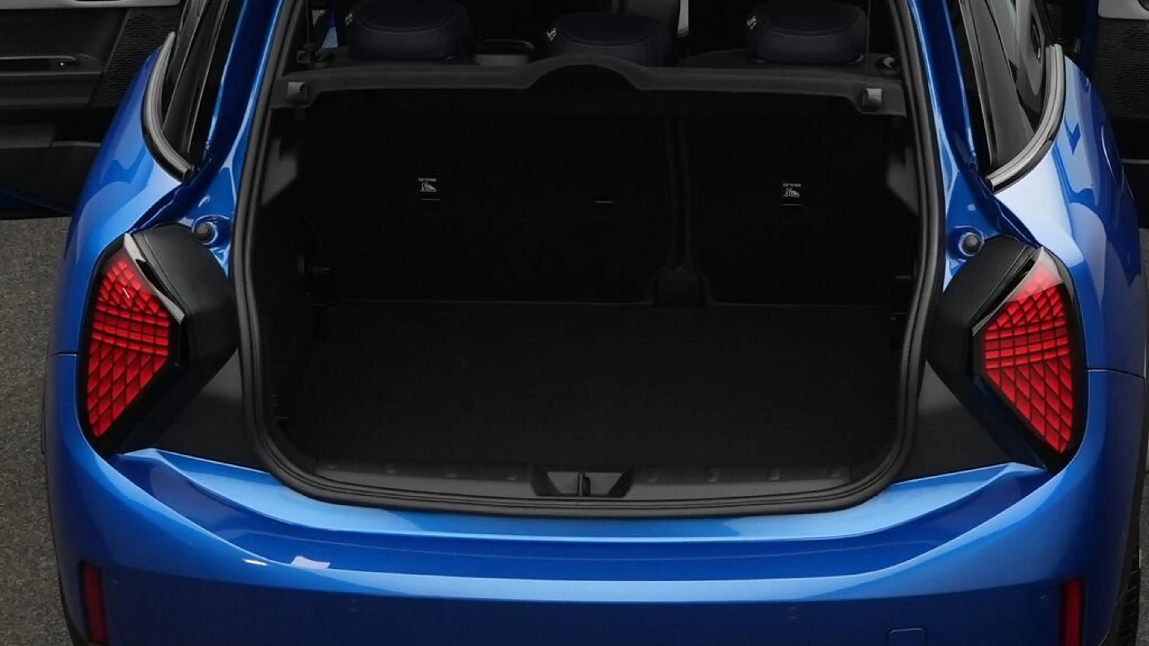 MINI Cooper C Favoured Trim — photo 24