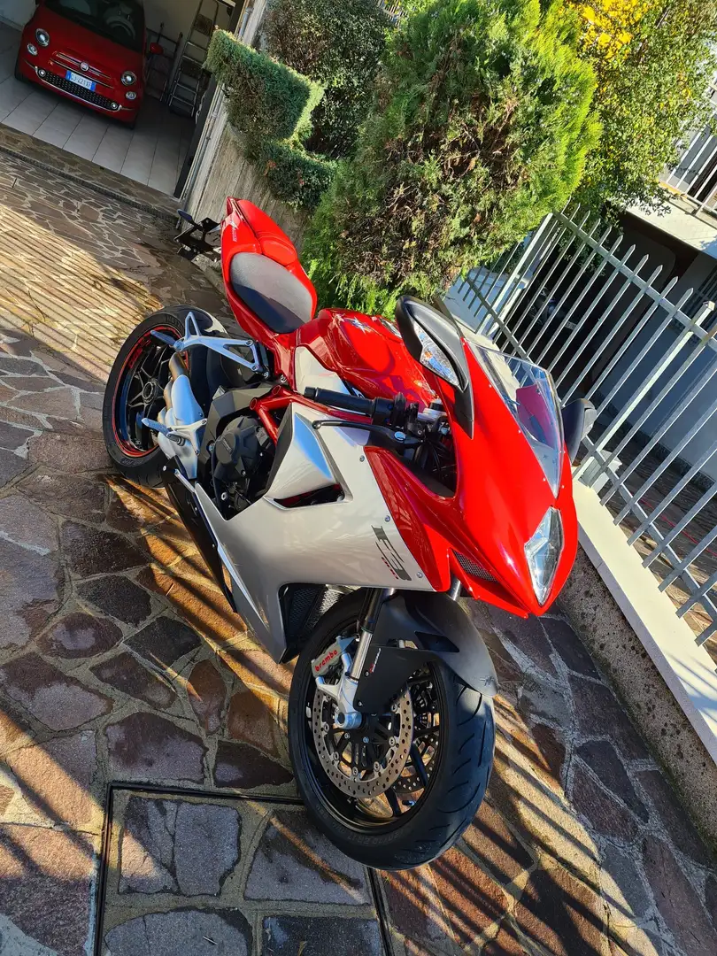 MV Agusta F3 800 EAS ABS Rouge - 1
