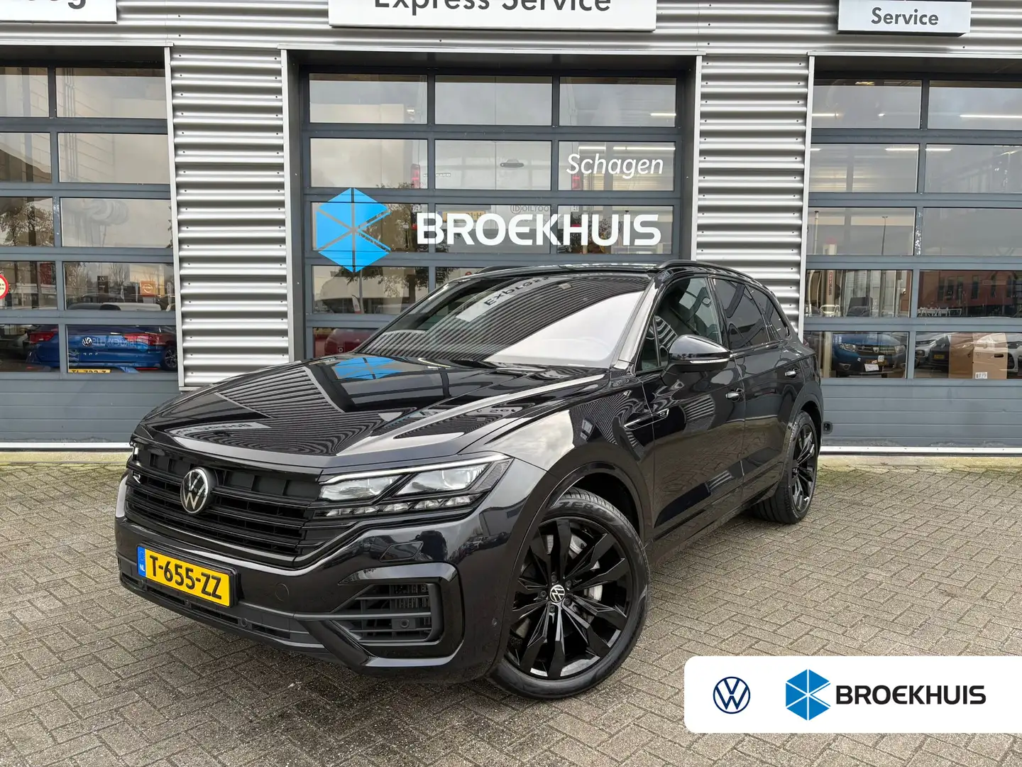 Volkswagen Touareg 3.0 TSi 462 PK 4MOTION R | Luchtvering | Panorama Zwart - 1