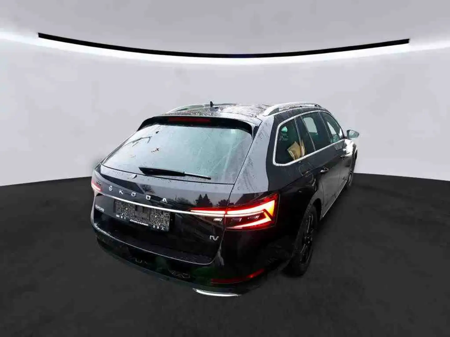 Skoda Superb iV Combi L&K 1.4TSI*NAVI*PANO*AHK*360*STD Schwarz - 2