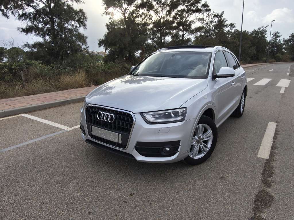 Audi Q3 2.0TDI Advance - foto 1