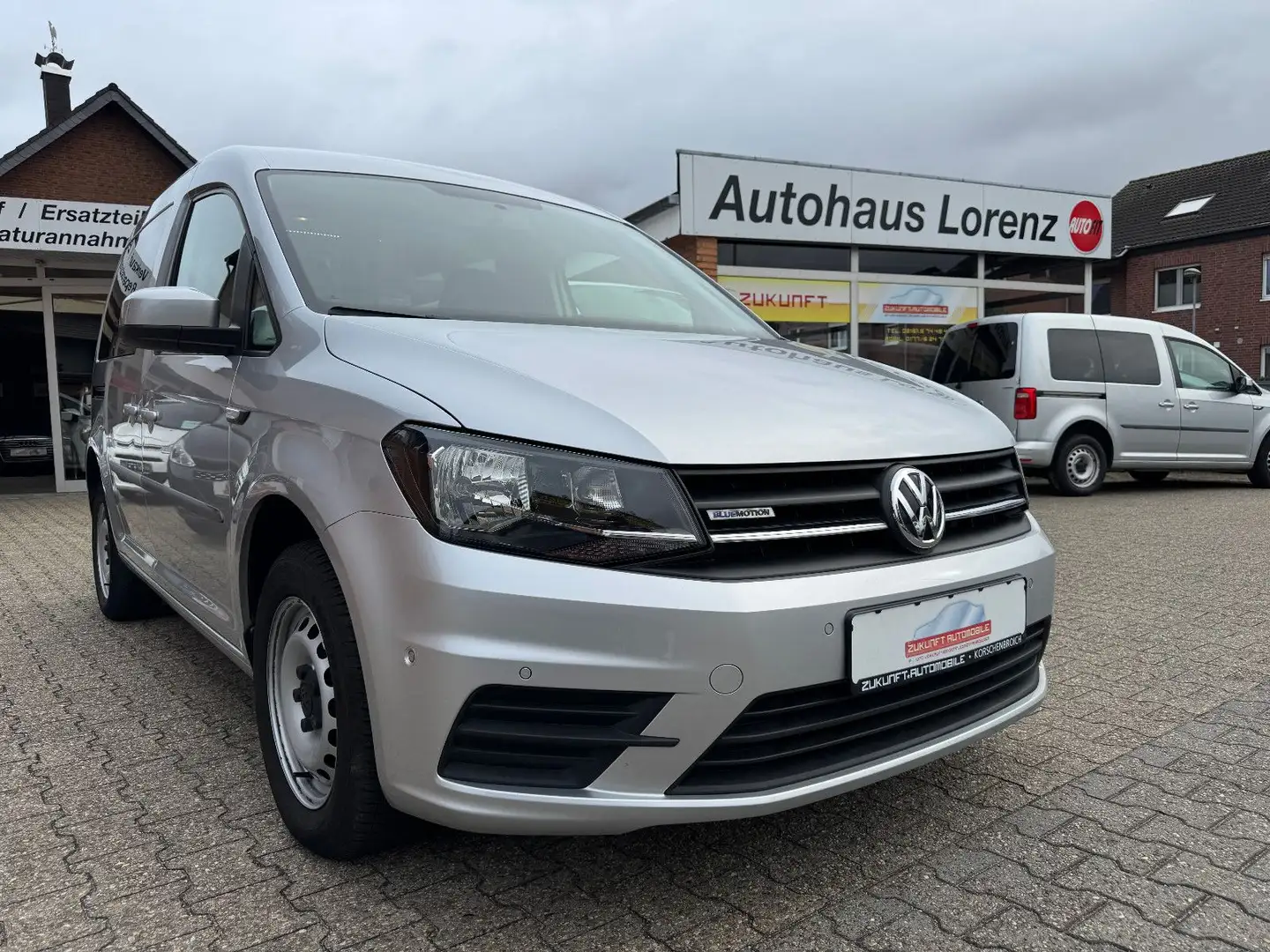 Volkswagen Caddy Nfz Kasten BMT/1 Hand/Navi/ Plateado - 1