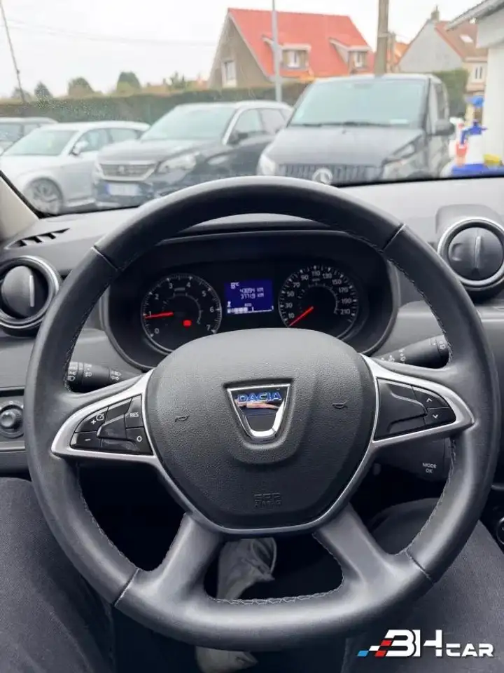 Dacia Duster — photo 6