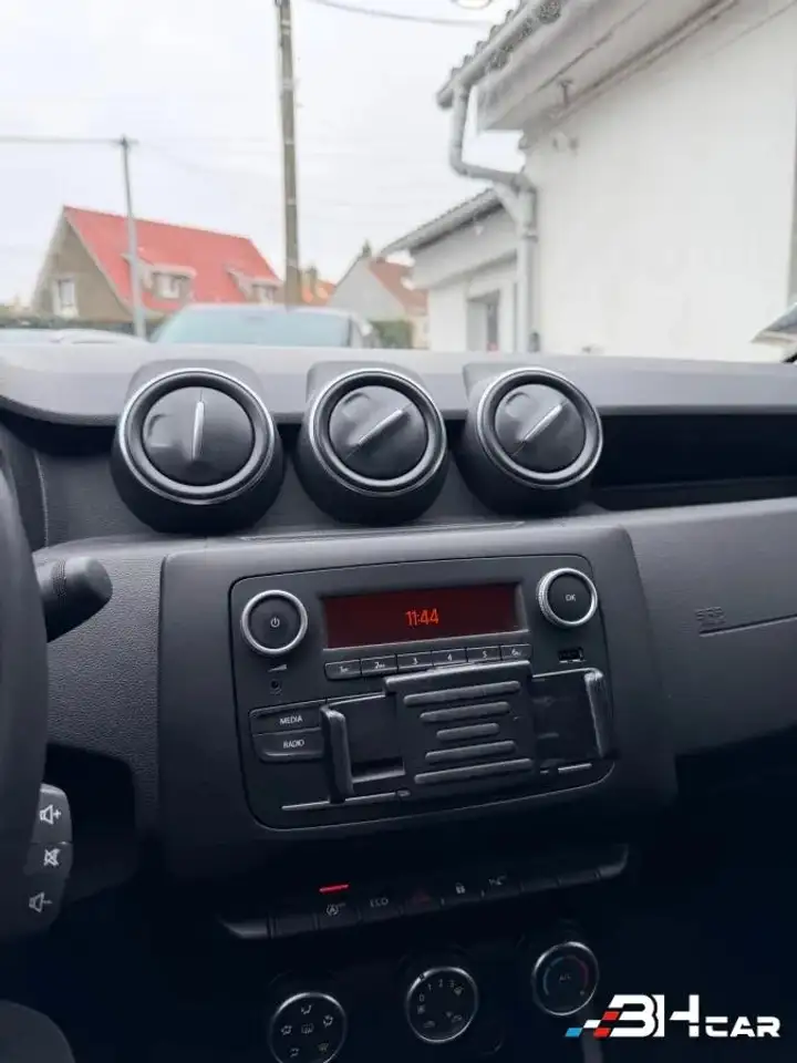 Dacia Duster — photo 7