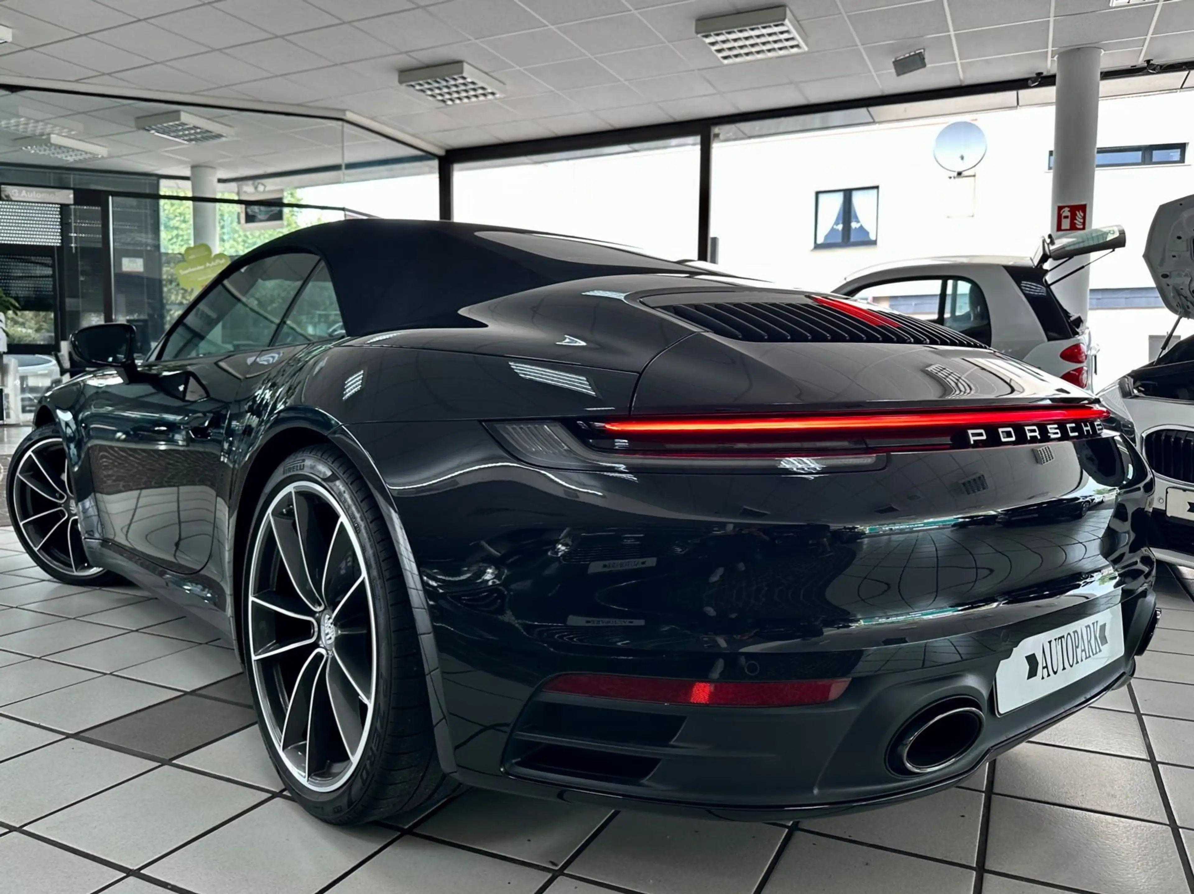 Porsche 911 992 Carrera Cabriolet Matrix ACC 21"Sport Abg. — photo 5