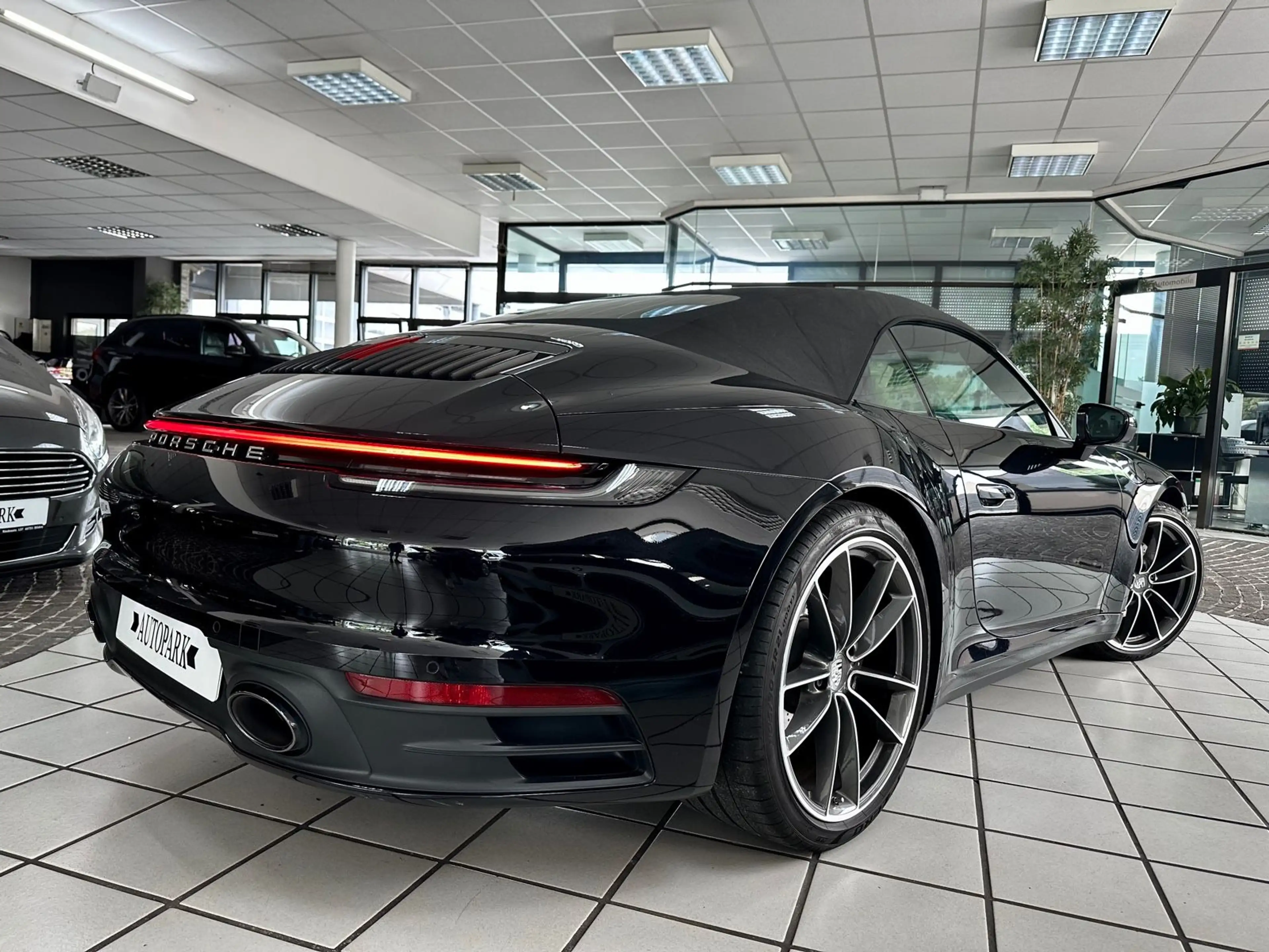 Porsche 911 992 Carrera Cabriolet Matrix ACC 21"Sport Abg. — photo 3