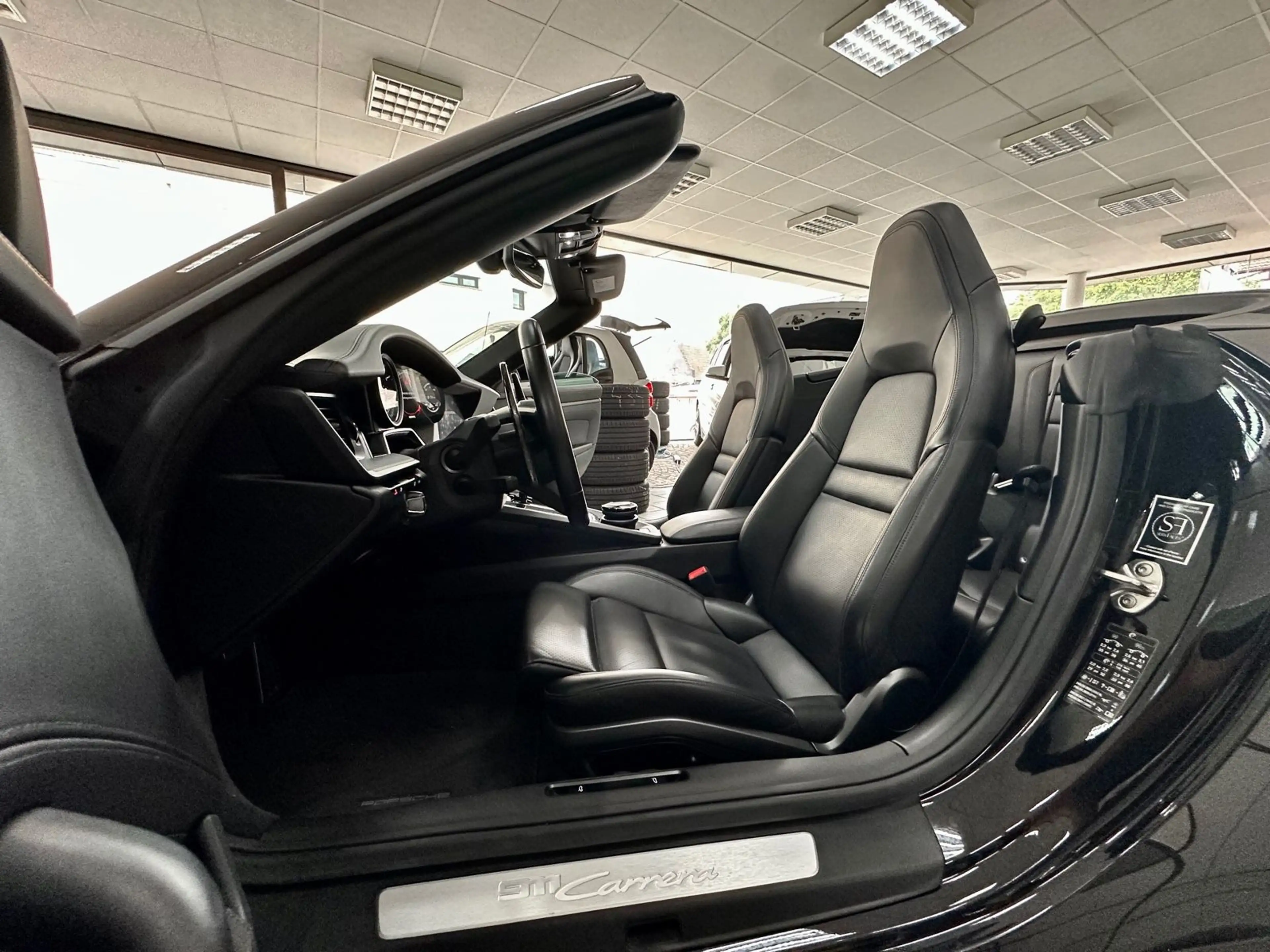Porsche 911 992 Carrera Cabriolet Matrix ACC 21"Sport Abg. — photo 12