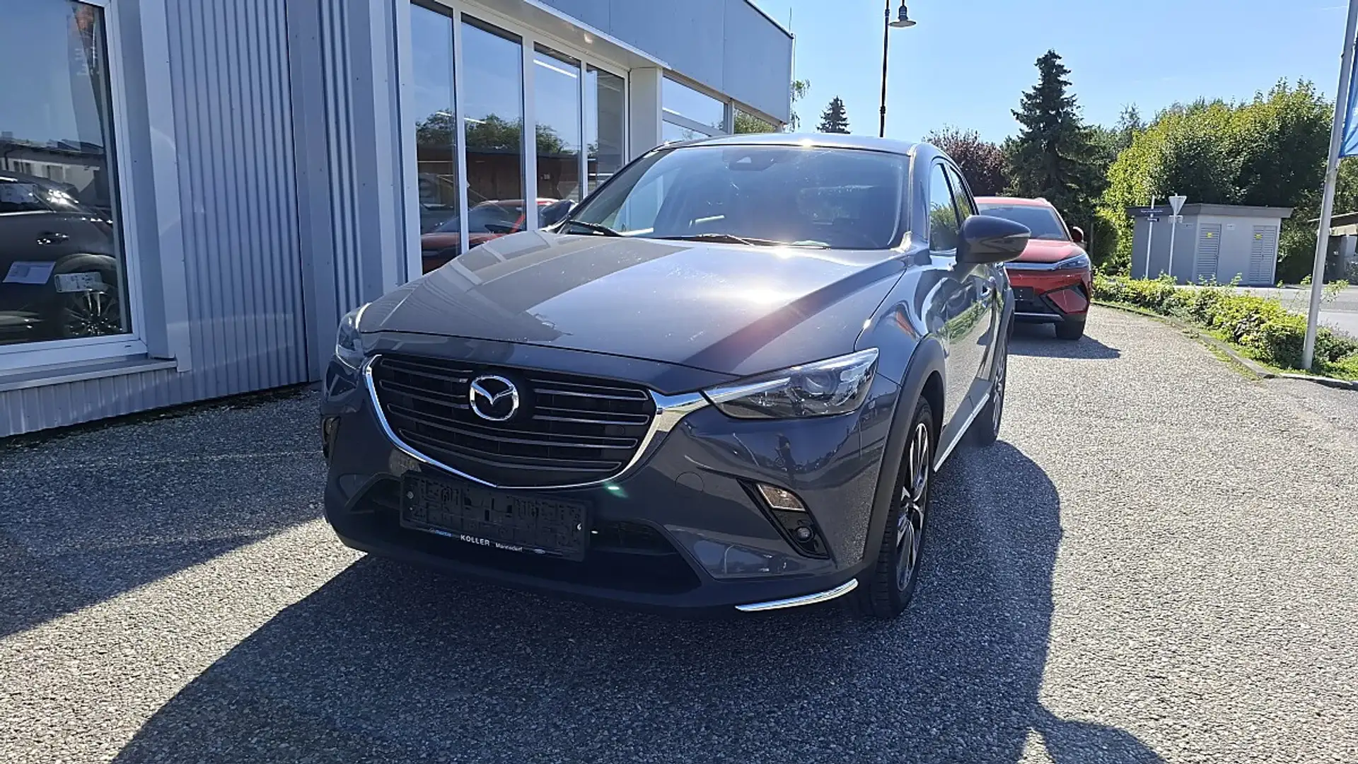 Mazda CX-3 G121 Revolution Aut. Grau - 2