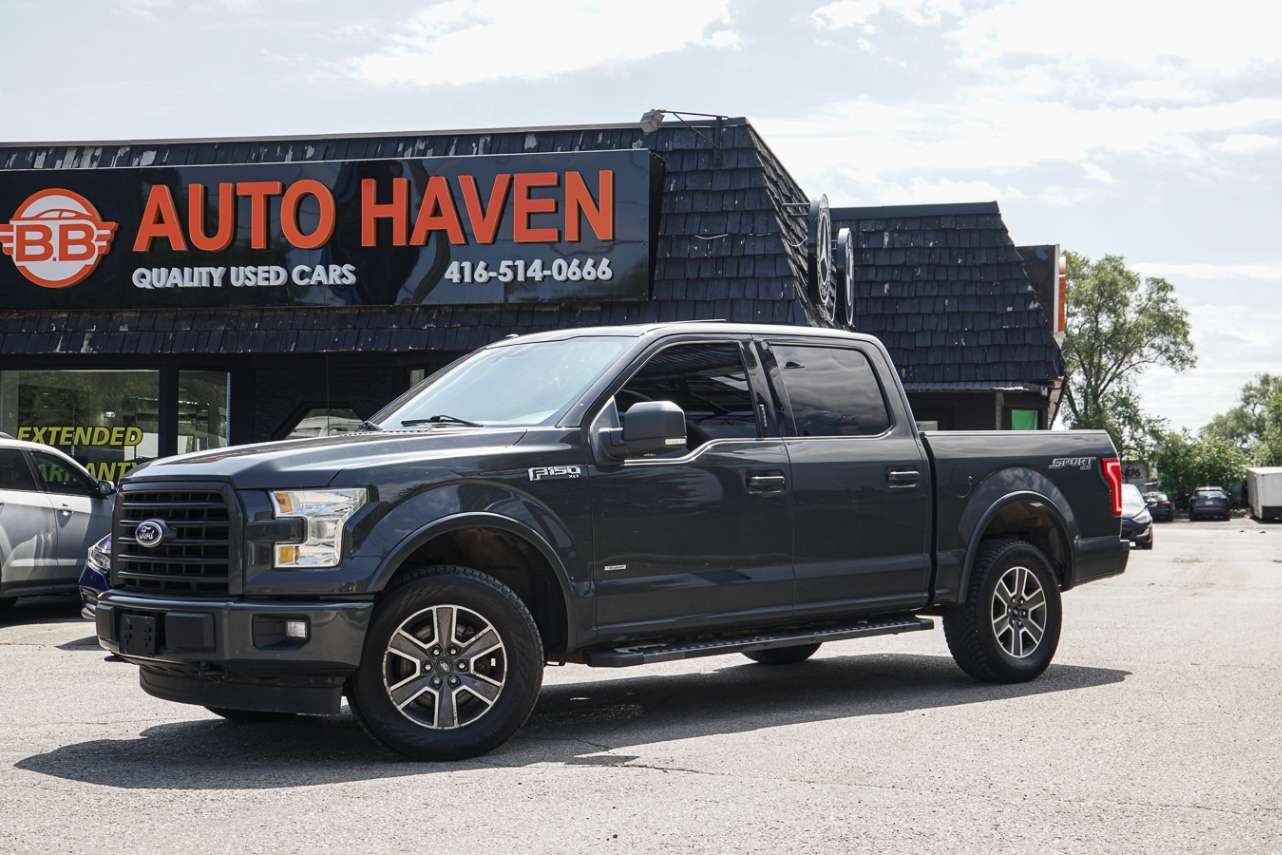 2017 Ford F-150 4WD SuperCrew 145 XLT PANO ROOF — снимка 1