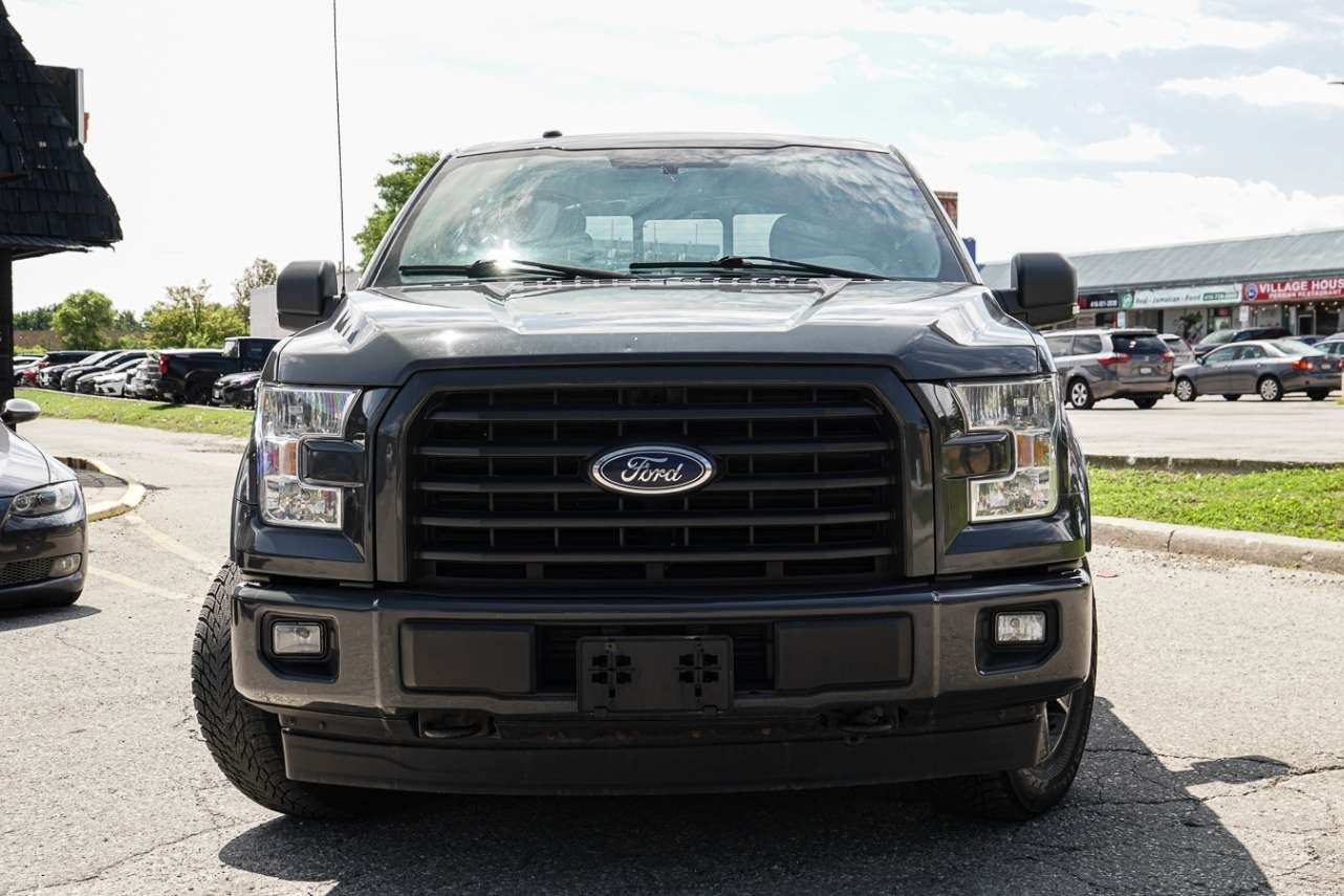 2017 Ford F-150 4WD SuperCrew 145 XLT PANO ROOF — снимка 1