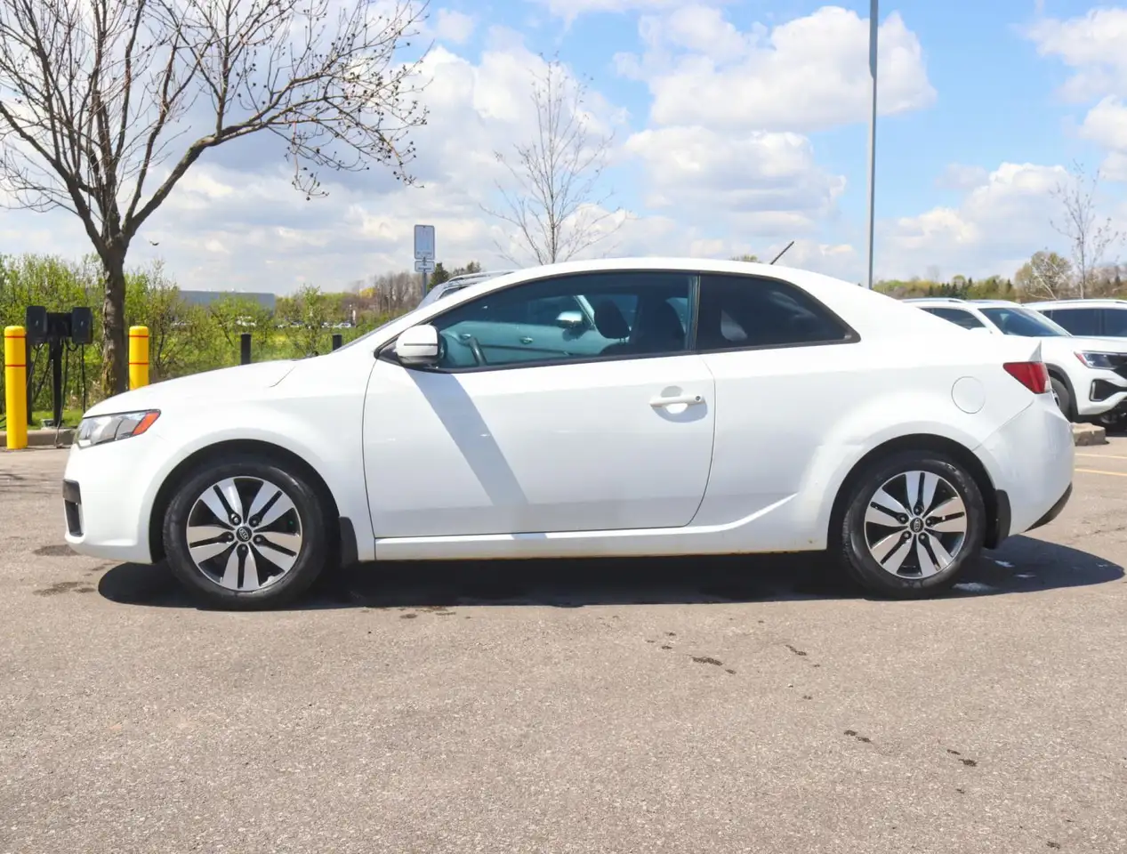 Kia Forte снимка Kia Forte
