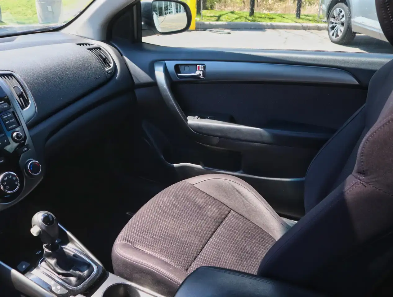 Kia Forte снимка Kia Forte