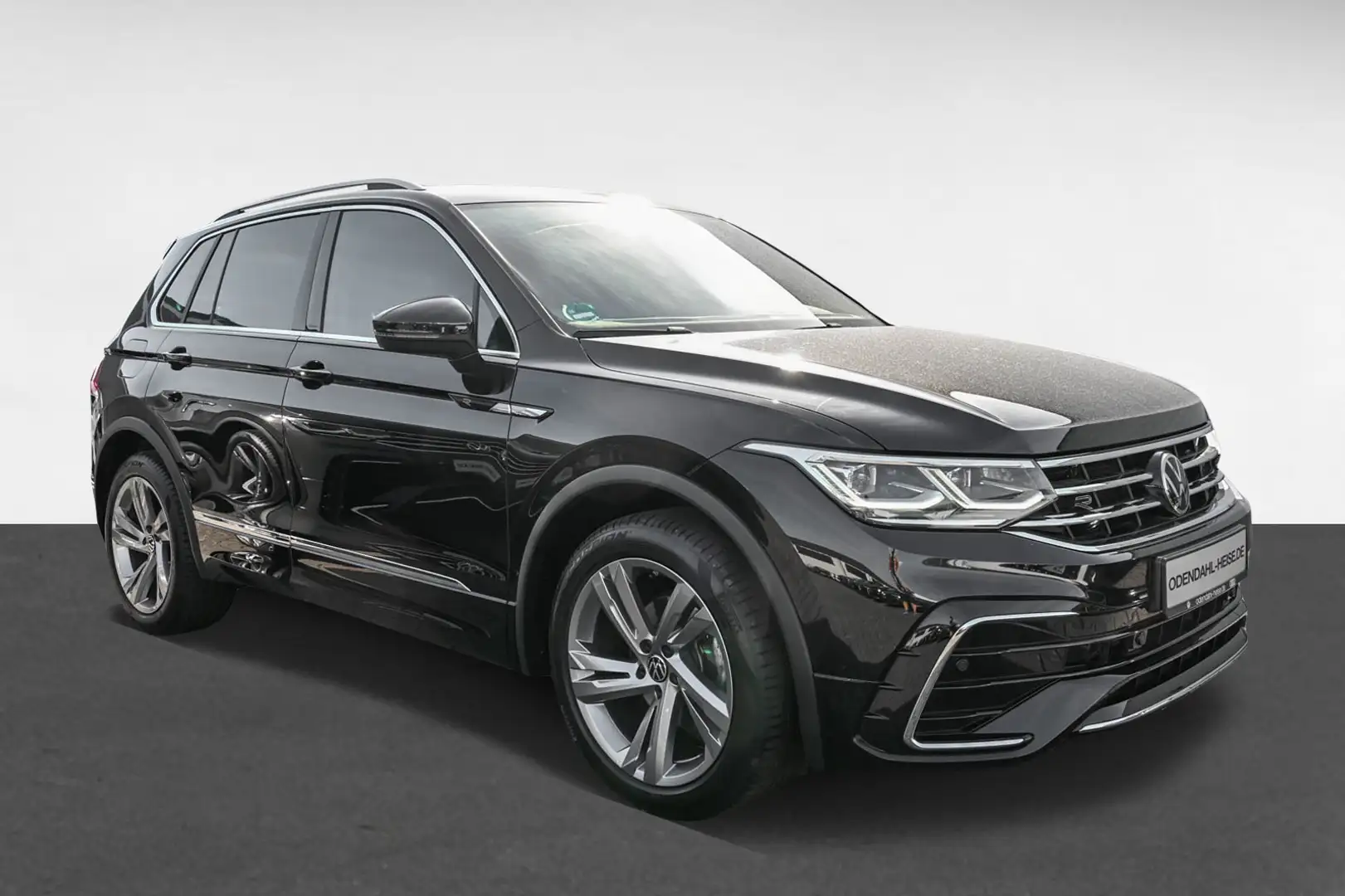 Volkswagen Tiguan R-Line 2.0 TDI SCR DSG AHV / NAVI / VZE / L Nero - 2