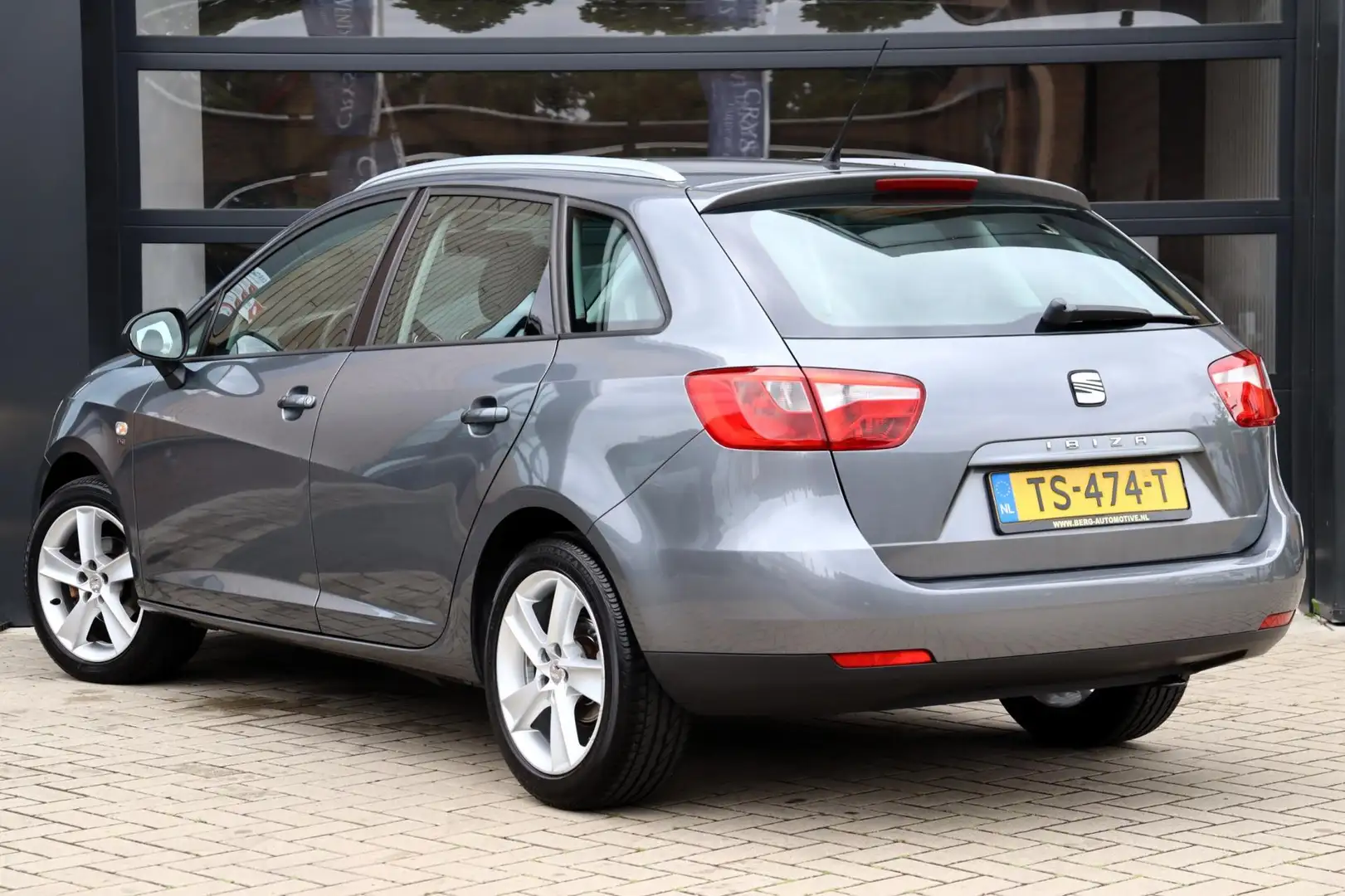 SEAT Ibiza ST 1.2 TSI Style 105 PK | Airco | Cruise control | Grijs - 2