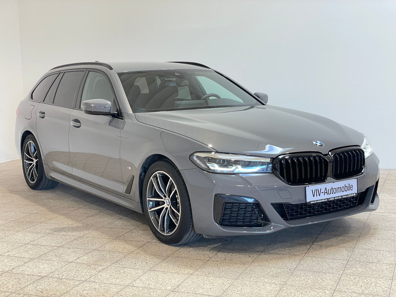 BMW 520 d Touring M Sport *FACELIFT*1.Hand*H&K*R-CAM* — photo 3