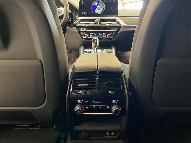 BMW 520 d Touring M Sport *FACELIFT*1.Hand*H&K*R-CAM* — photo 16