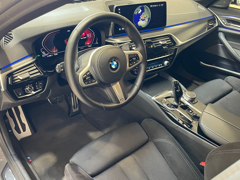 BMW 520 d Touring M Sport *FACELIFT*1.Hand*H&K*R-CAM* — photo 10