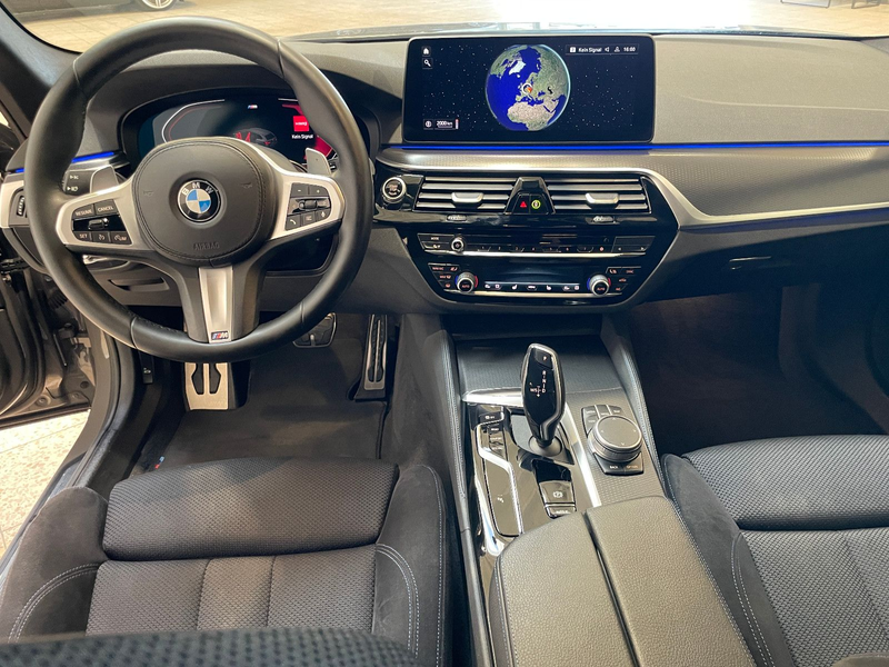 BMW 520 d Touring M Sport *FACELIFT*1.Hand*H&K*R-CAM* — photo 9