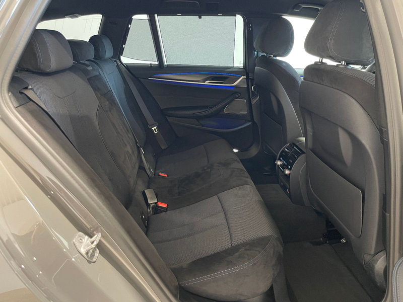BMW 520 d Touring M Sport *FACELIFT*1.Hand*H&K*R-CAM* — photo 17