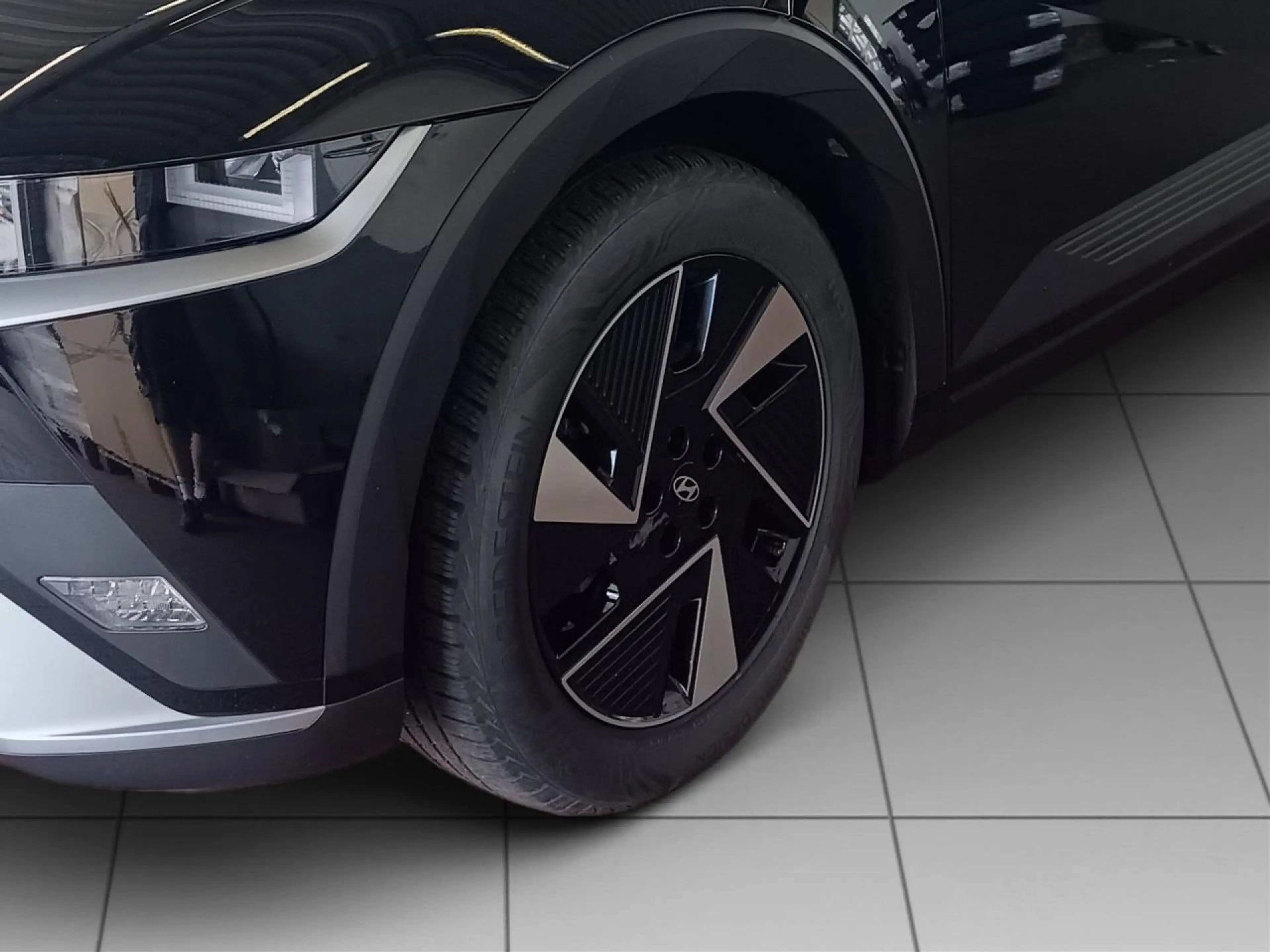 Hyundai IONIQ 5 MY25 84 kWh 2WD DYNAMIQ E-HECKKLAPPE Navi — photo 9