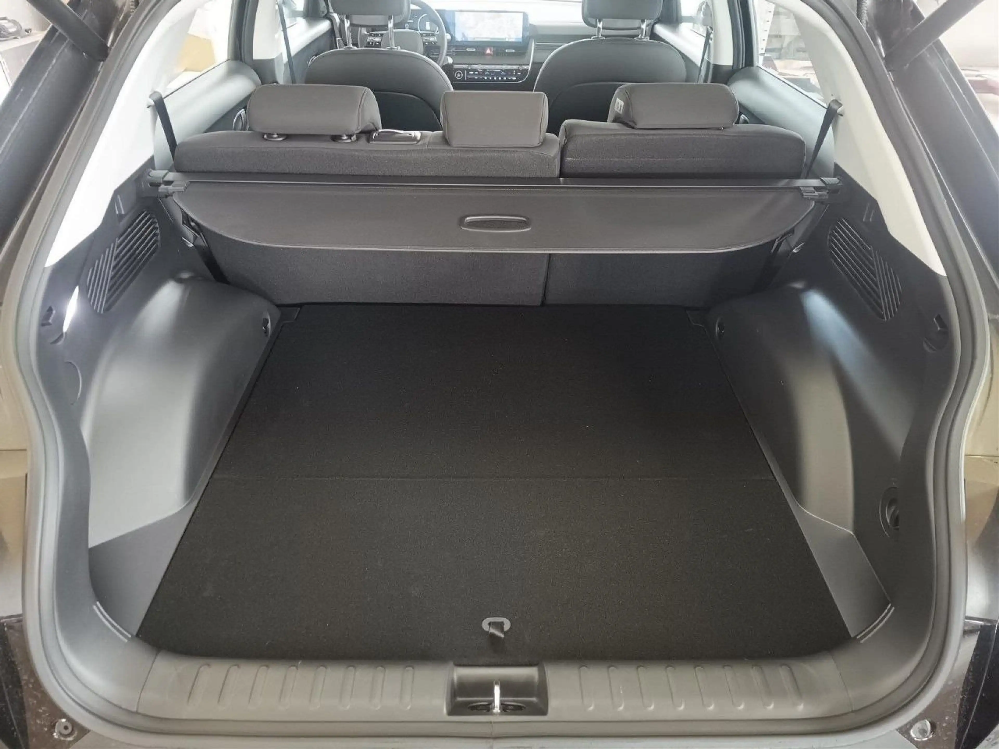 Hyundai IONIQ 5 MY25 84 kWh 2WD DYNAMIQ E-HECKKLAPPE Navi — photo 14