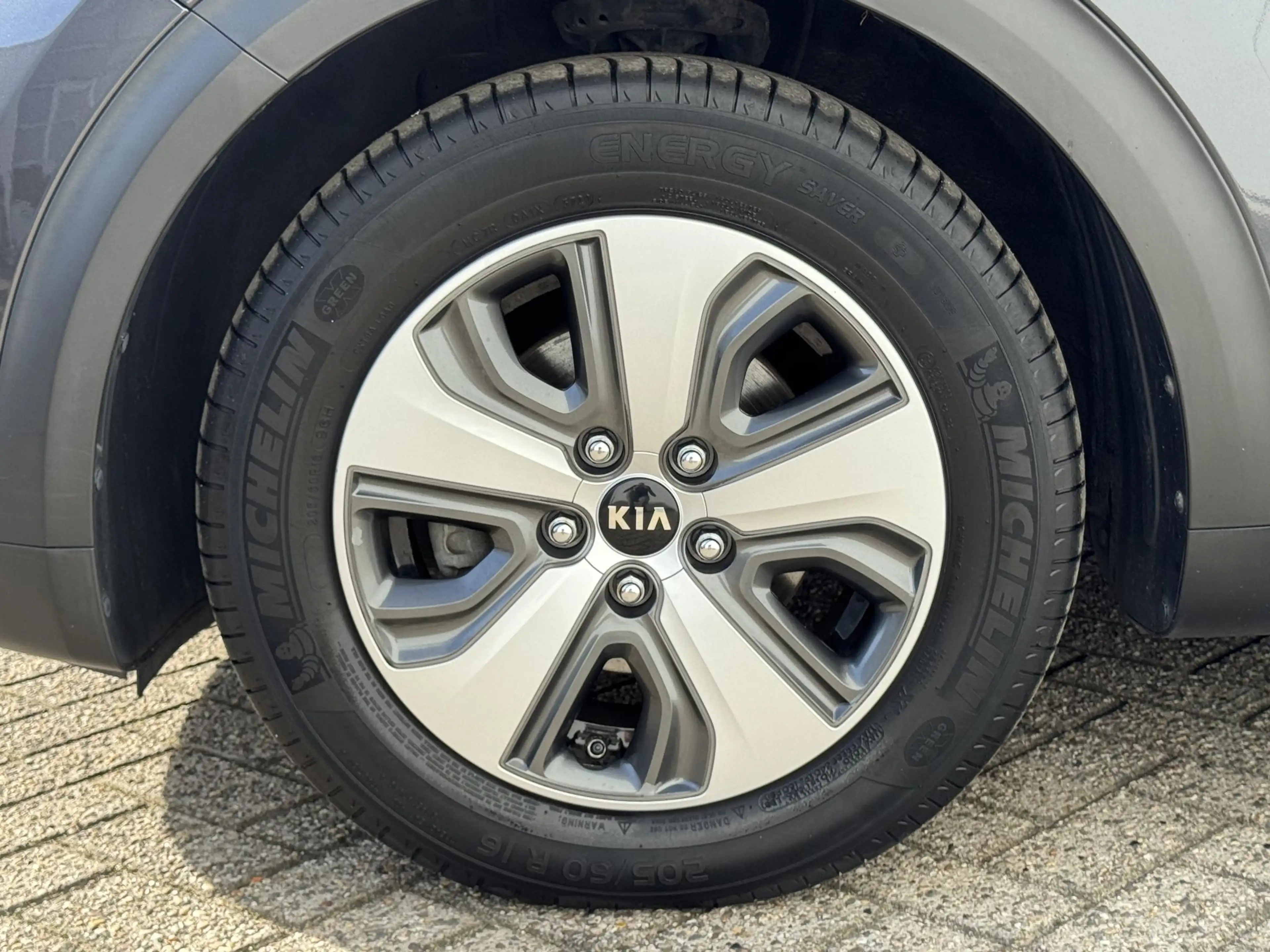 Kia Niro 1.6 GDi Hybrid DynamicLine | achteruitrijcamera | — photo 9