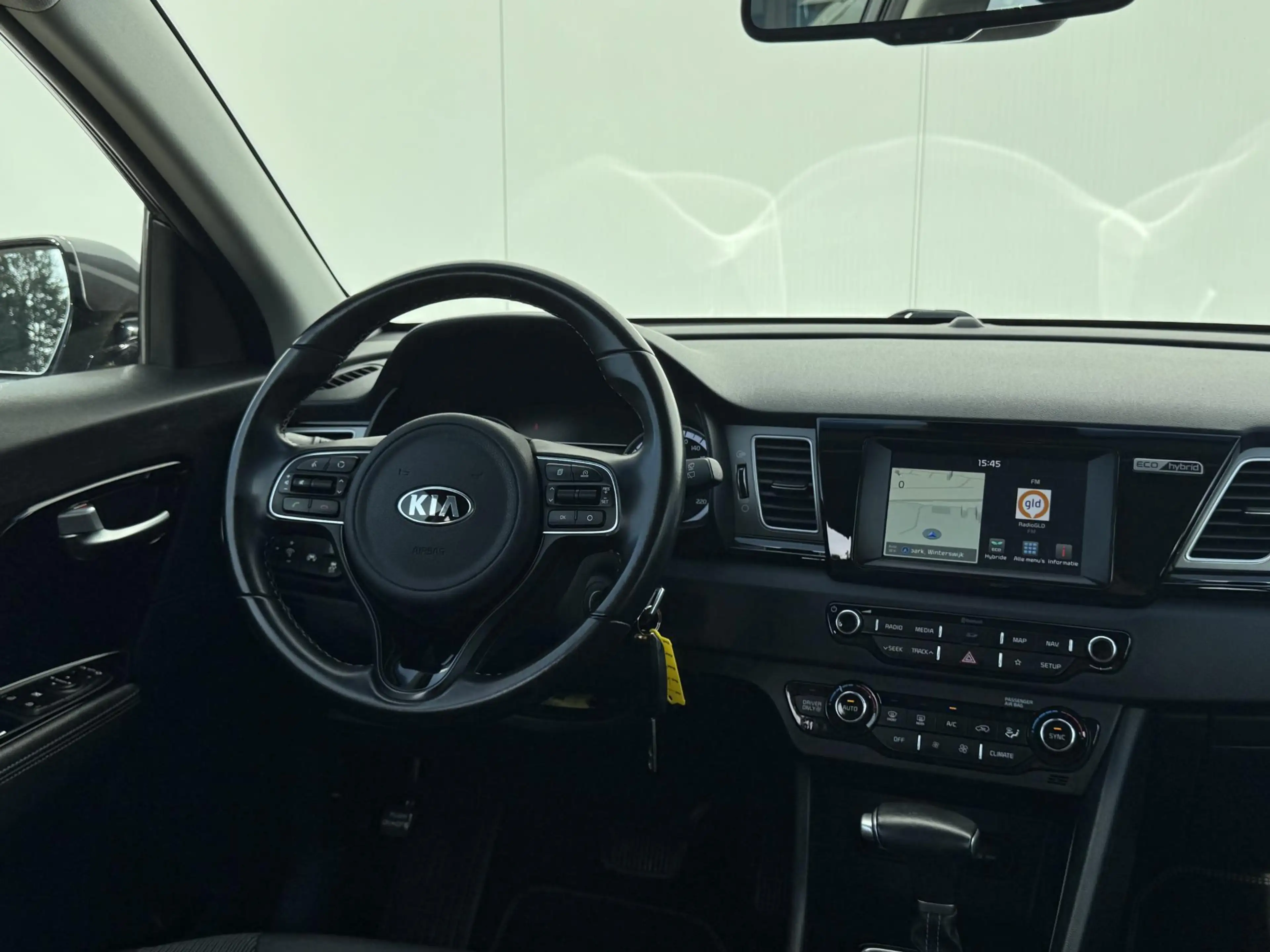 Kia Niro 1.6 GDi Hybrid DynamicLine | achteruitrijcamera | — photo 15