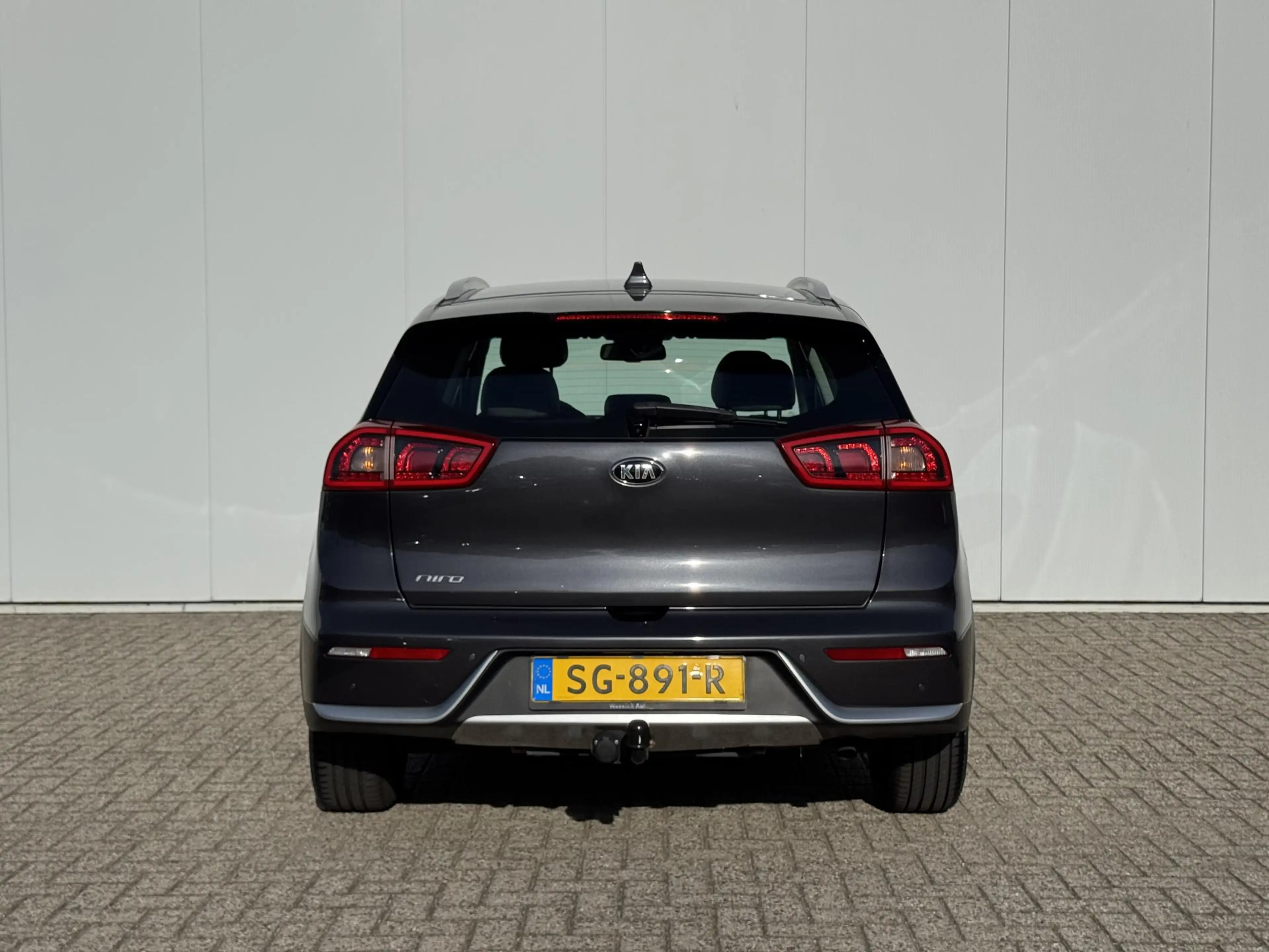 Kia Niro 1.6 GDi Hybrid DynamicLine | achteruitrijcamera | — photo 6