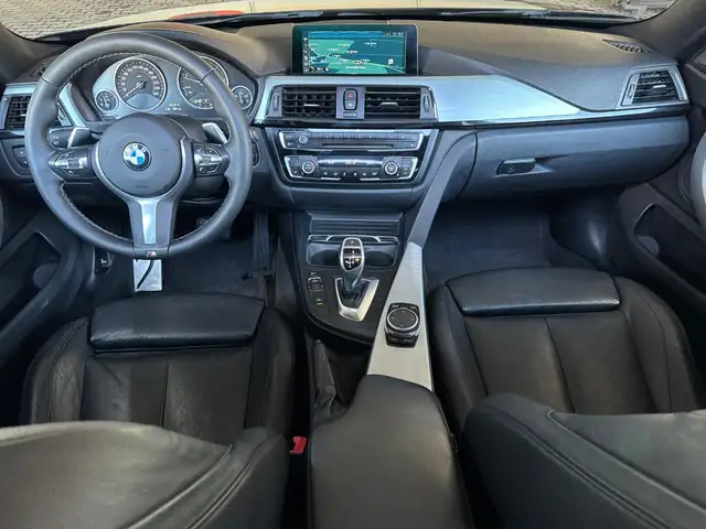 BMW 4 Series view 9