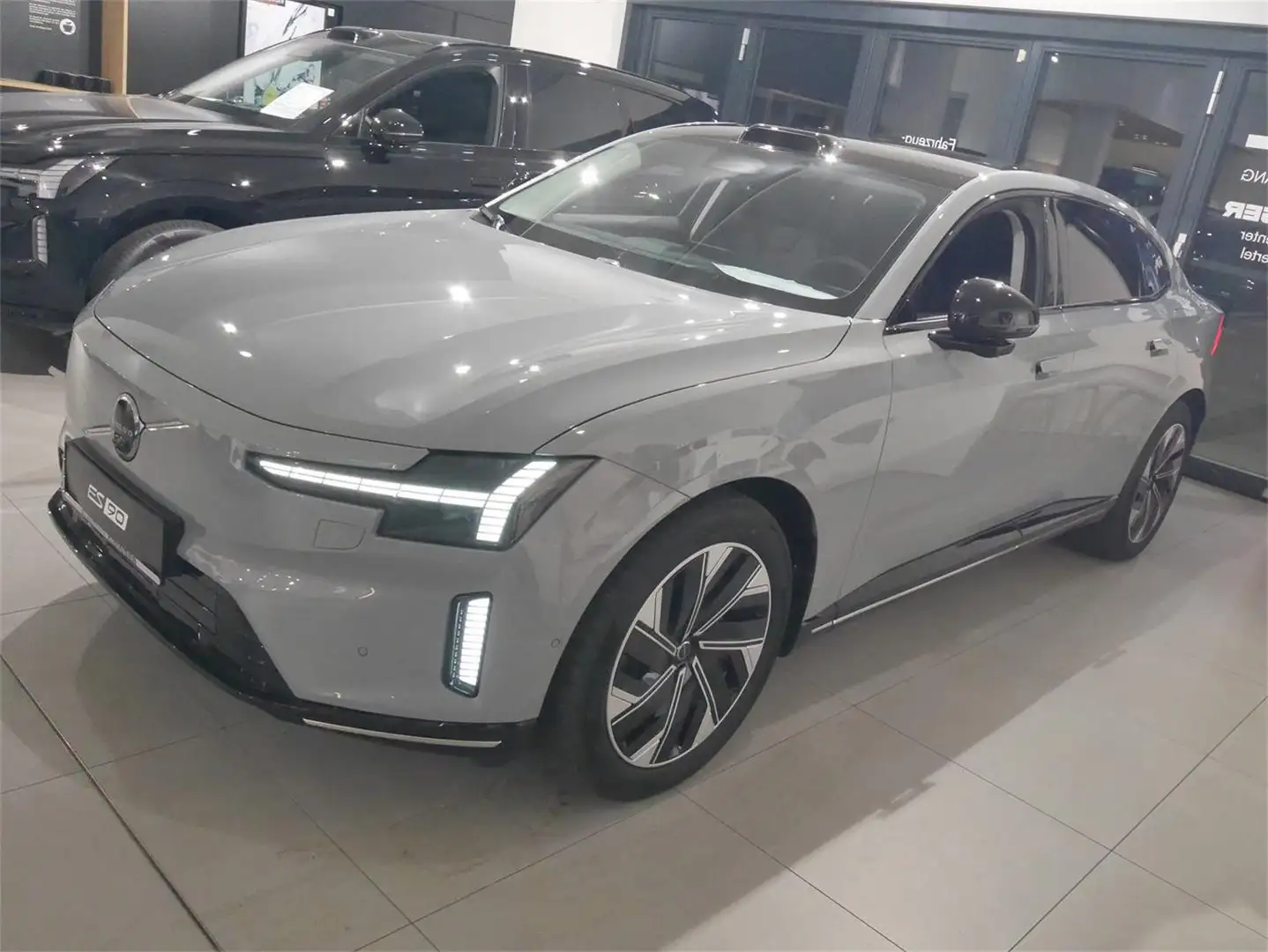 Volvo ES90 Single Extended Range Plus Grau - 1