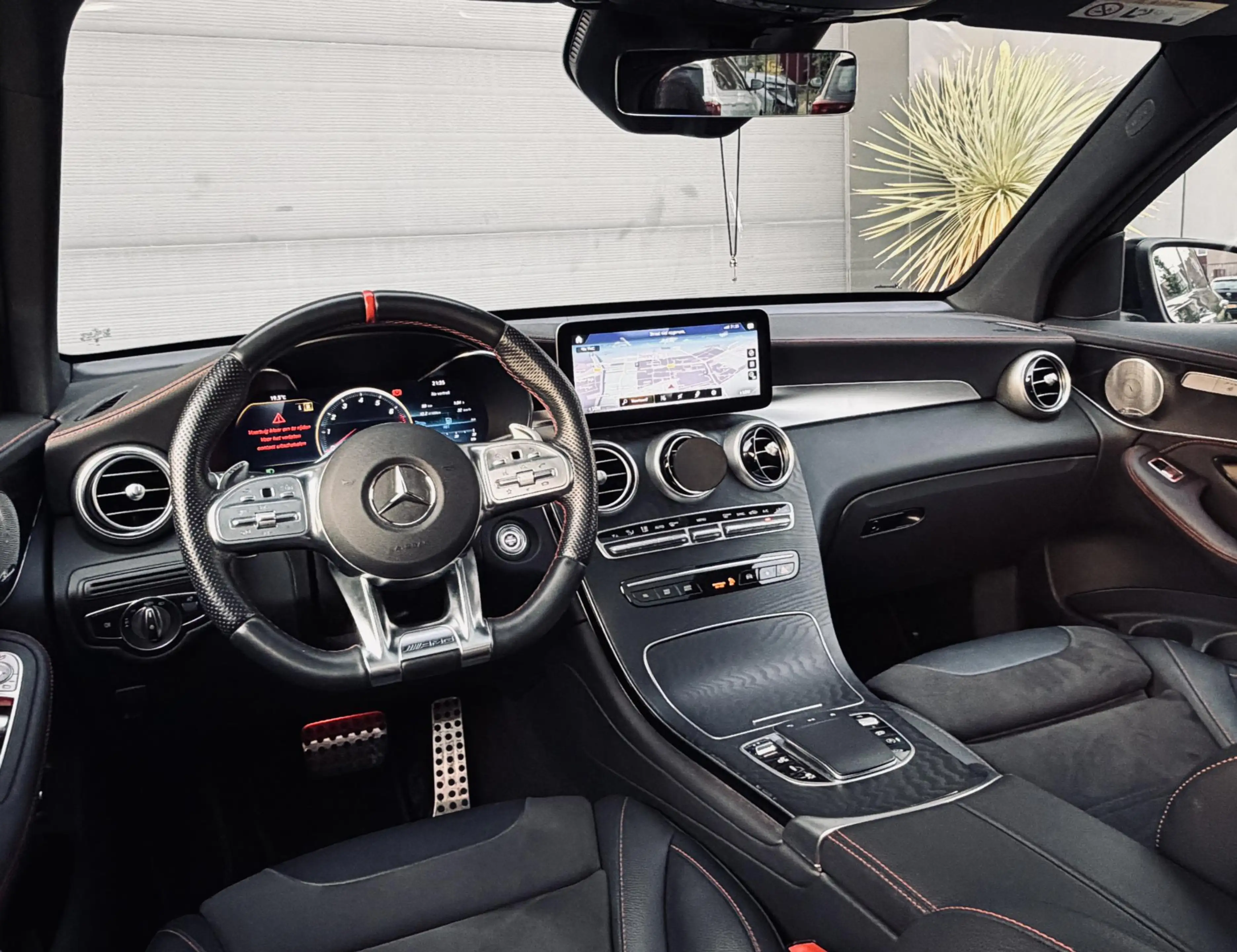 Mercedes-Benz GLC 43 AMG 4MATIC Premium Plus — photo 6