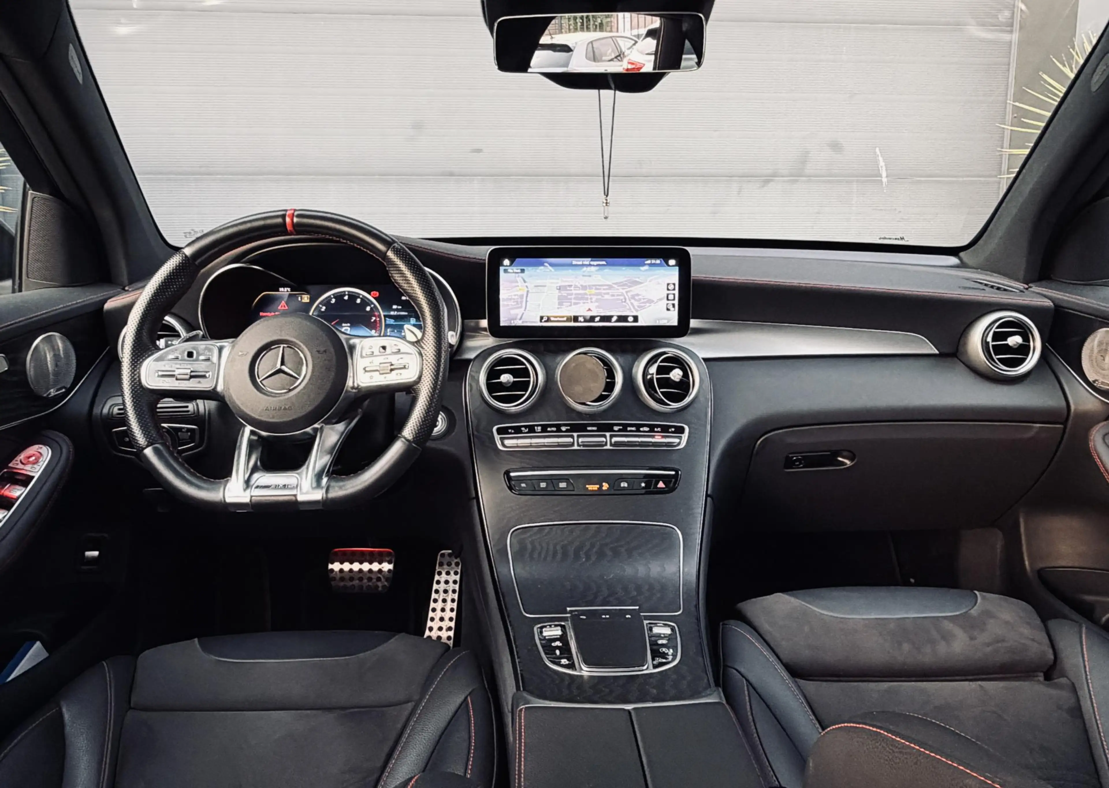 Mercedes-Benz GLC 43 AMG 4MATIC Premium Plus — photo 7