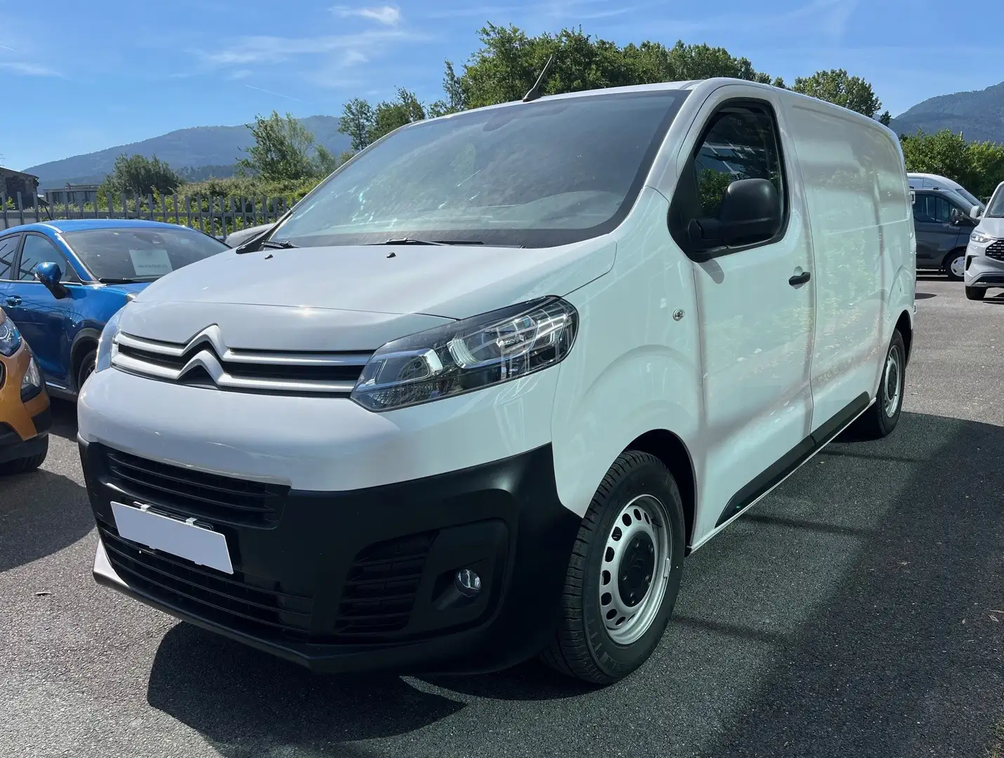 Citroen Jumpy M 2.0 BlueHDi 144 cv EAT8 Autom. - KM0 Weiß - 2