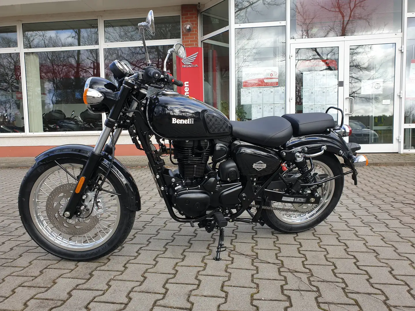 Benelli Imperiale Imperiale 400 Nero - 1