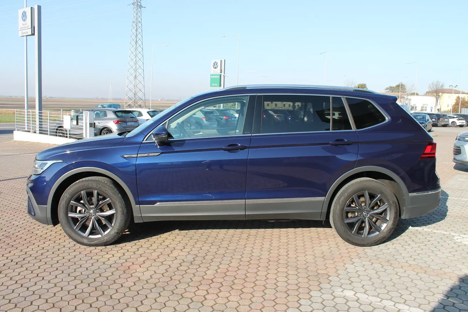 Volkswagen Tiguan Tiguan Allspace 2.0 tdi Life DSG 150cv 7posti Bleu - 2