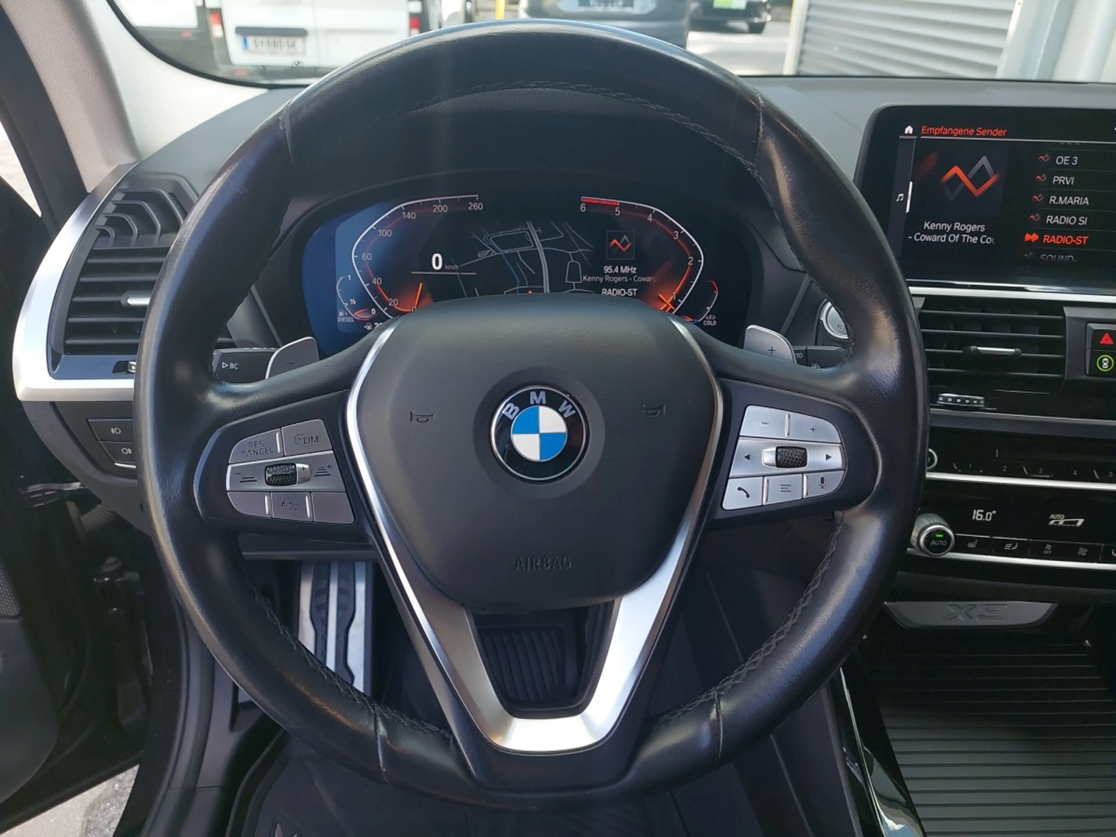 BMW X3 X3 xDrive 20d — photo 13