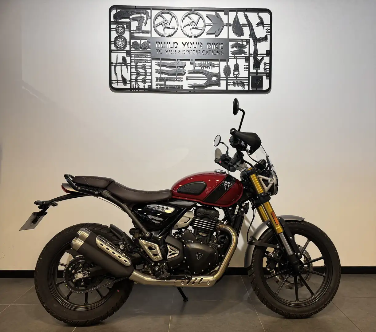 Triumph Scrambler 400 X Rot - 1
