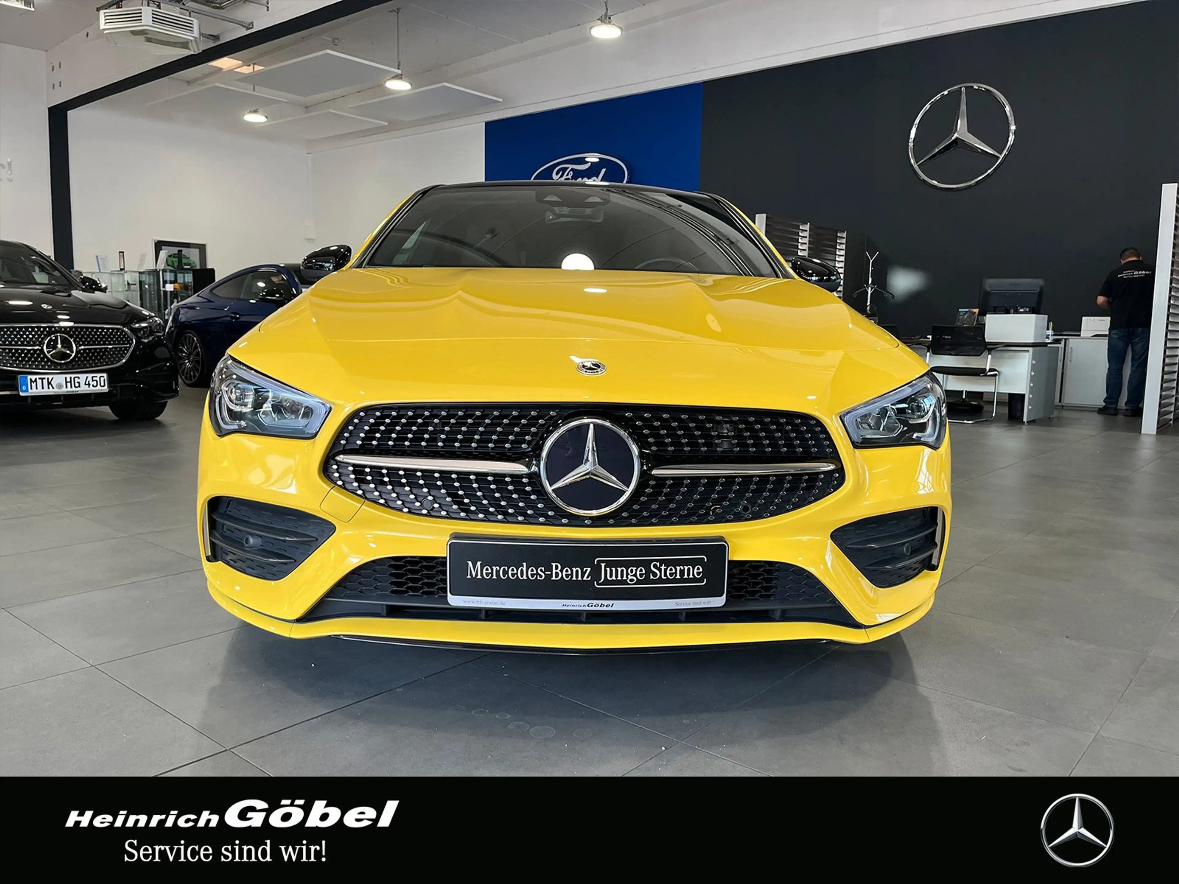 Mercedes-Benz CLA 200 SB AMG+PANO+LED+AMBIENTE+NAVI+NIGHT — photo 3