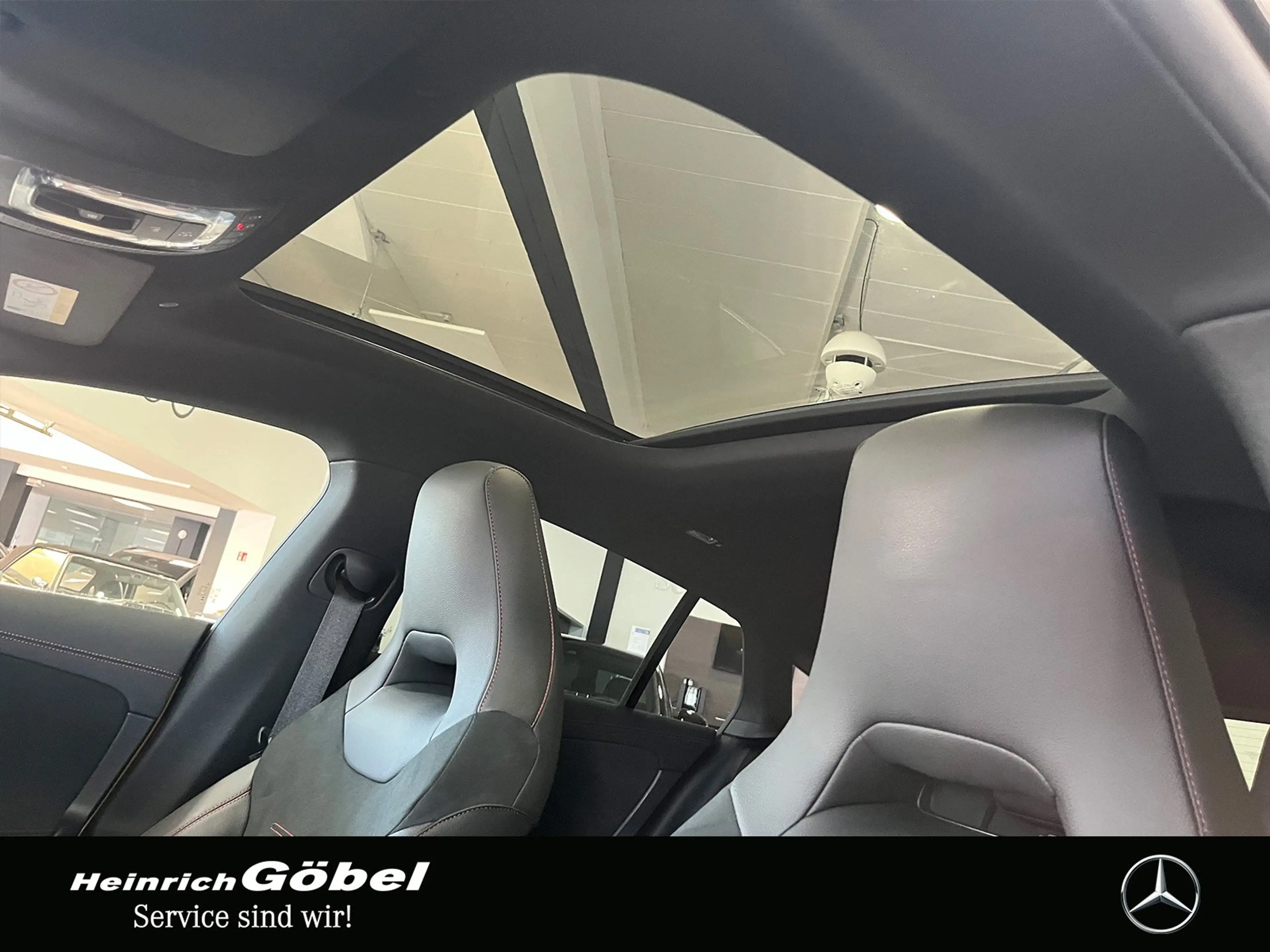 Mercedes-Benz CLA 200 SB AMG+PANO+LED+AMBIENTE+NAVI+NIGHT — photo 12
