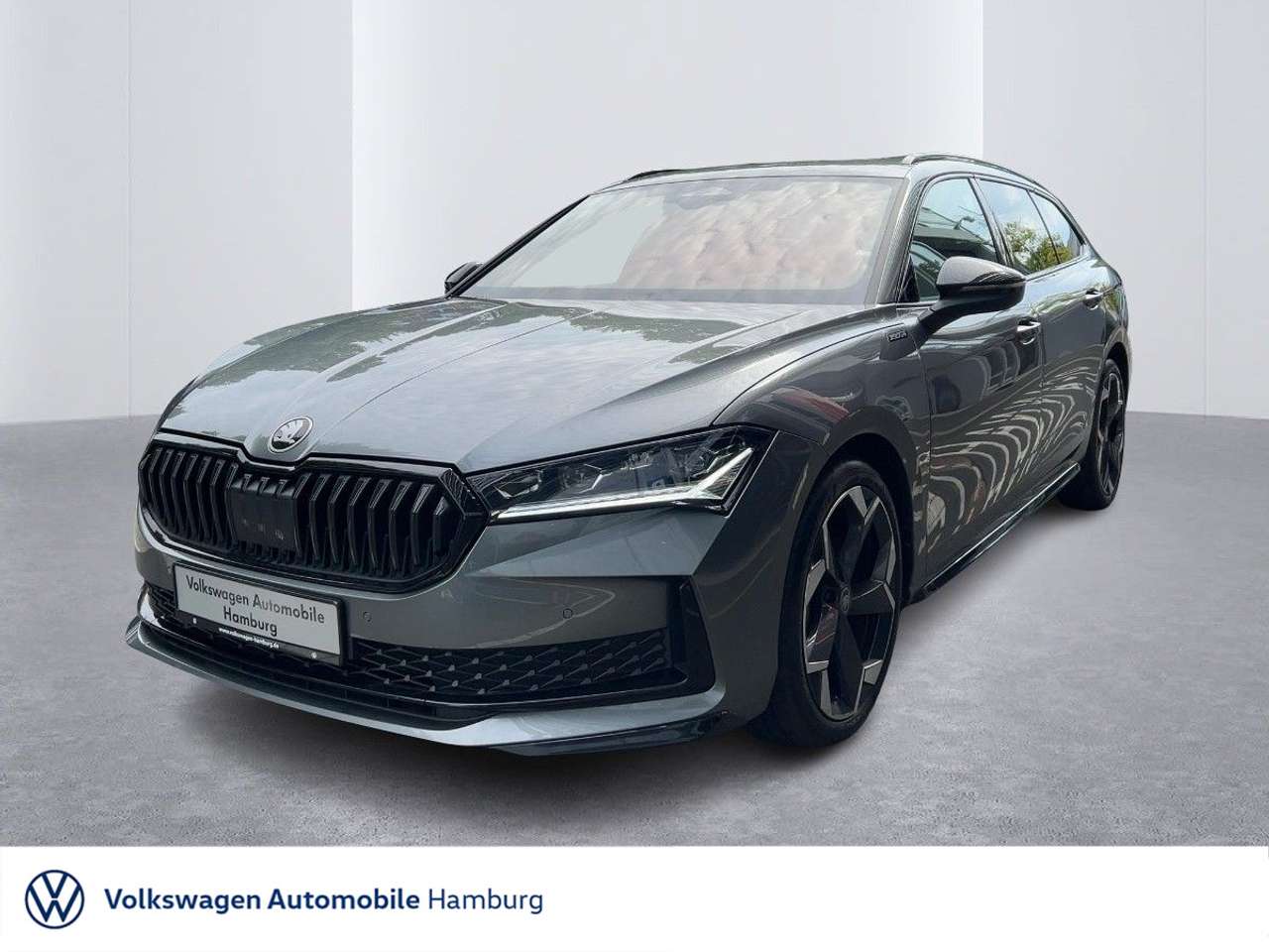 Skoda Superb — Skoda Superb Combi Sportline 4x4  2.0 TDI DSG Panorama
