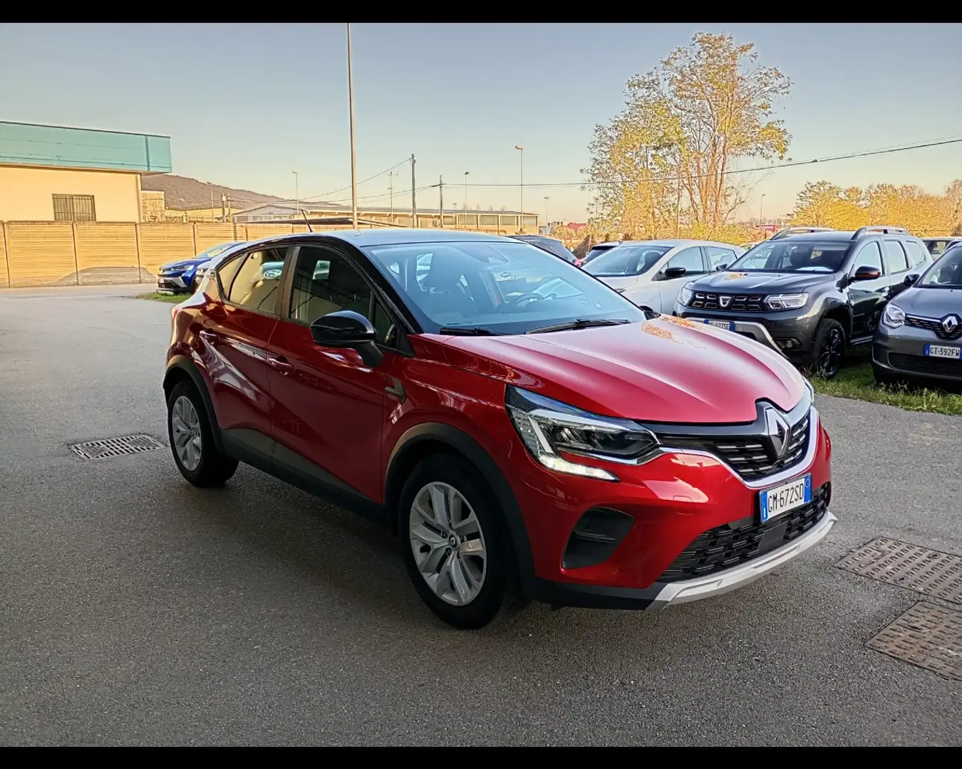 Renault Captur 1.6 E-Tech full hybrid Techno 145cv Rouge - 1