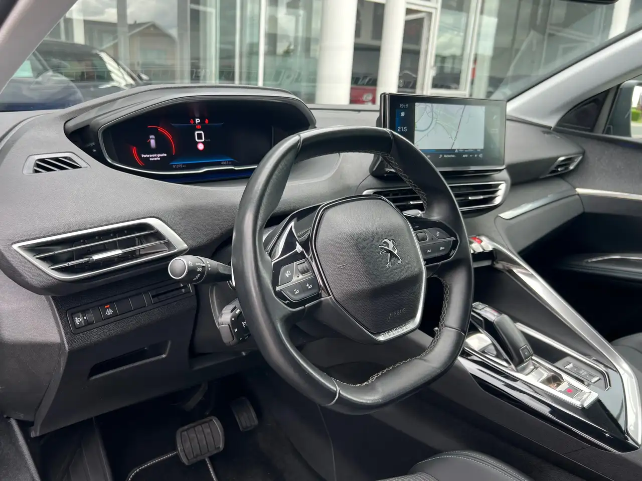 Peugeot 3008 1.5 HDI 130CV ALLURE / BOITE AUTO / GRAND GPS / CARPLAY / CAMERA, миниатюра 13