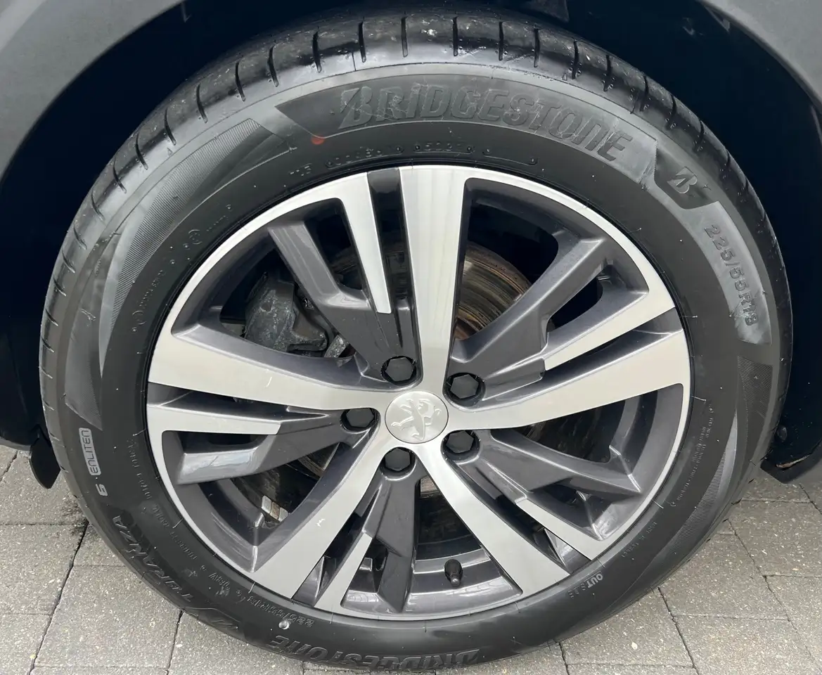 Peugeot 3008 1.5 HDI 130CV ALLURE / BOITE AUTO / GRAND GPS / CARPLAY / CAMERA, миниатюра 11