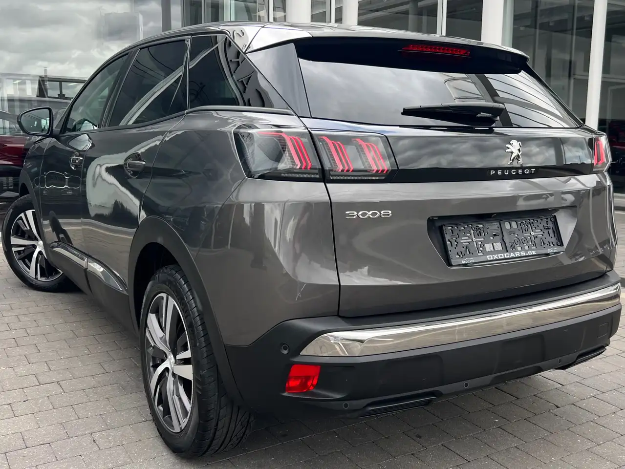 Peugeot 3008 1.5 HDI 130CV ALLURE / BOITE AUTO / GRAND GPS / CARPLAY / CAMERA, миниатюра 10