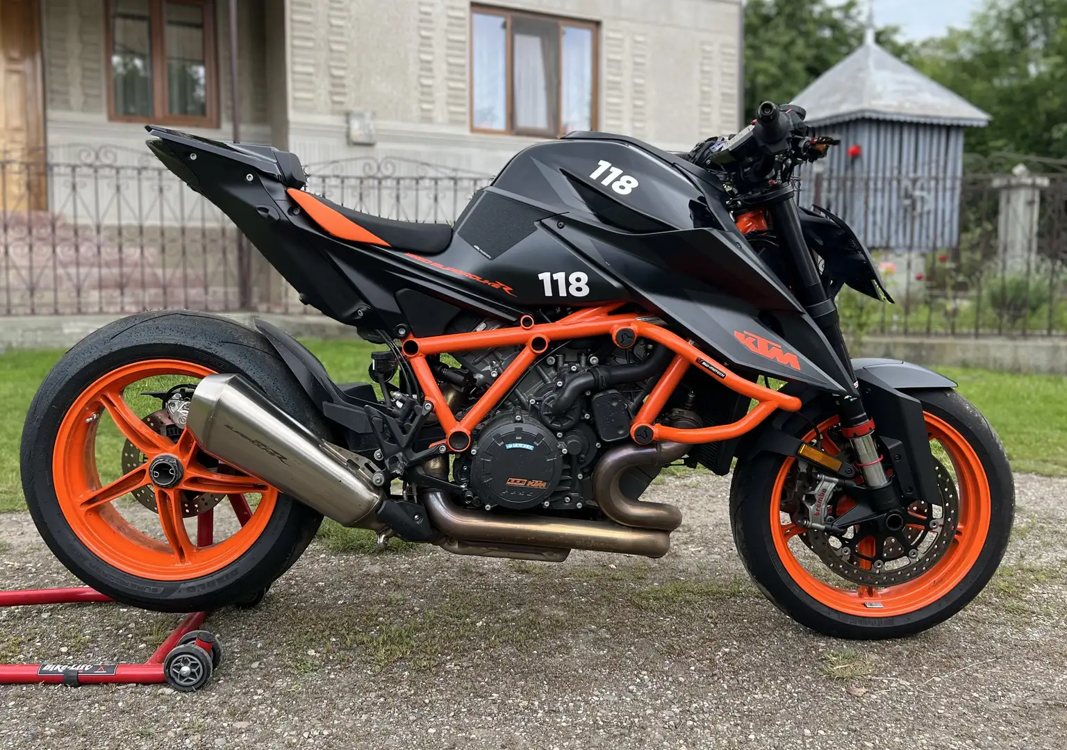 KTM 1290 Super Duke R - 2