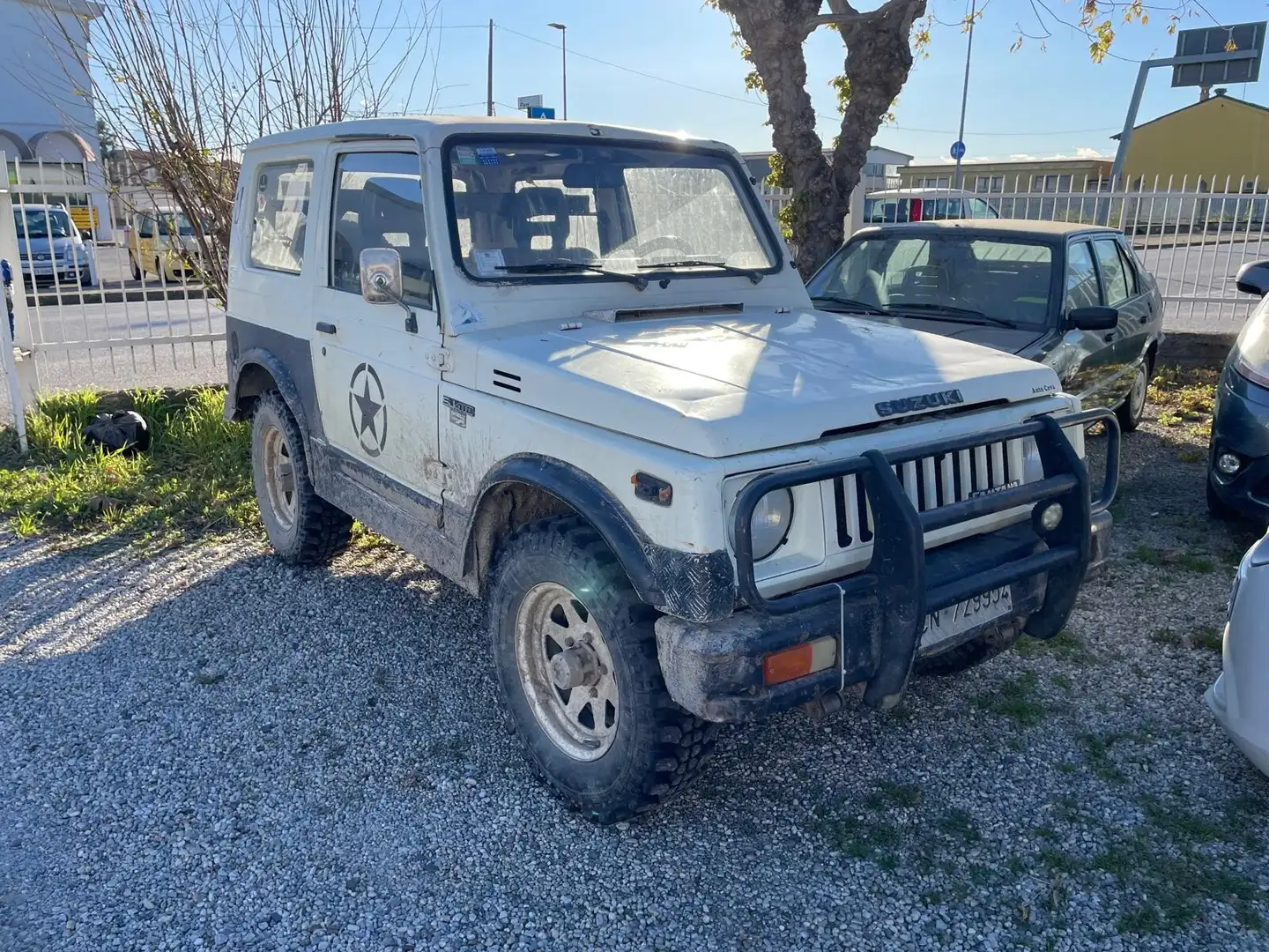 Suzuki SJ 410 SJ410 Berlina De Luxe Alb - 2