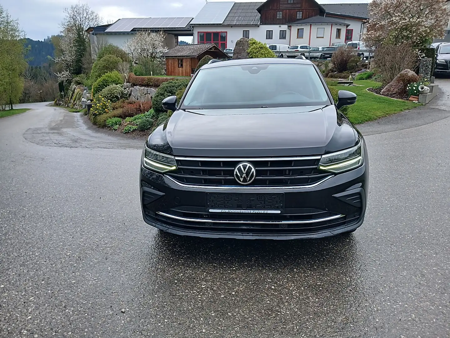 Volkswagen Tiguan 2,0 TDI ACC Front Assist, Ledermultifunktionsl.... Schwarz - 1